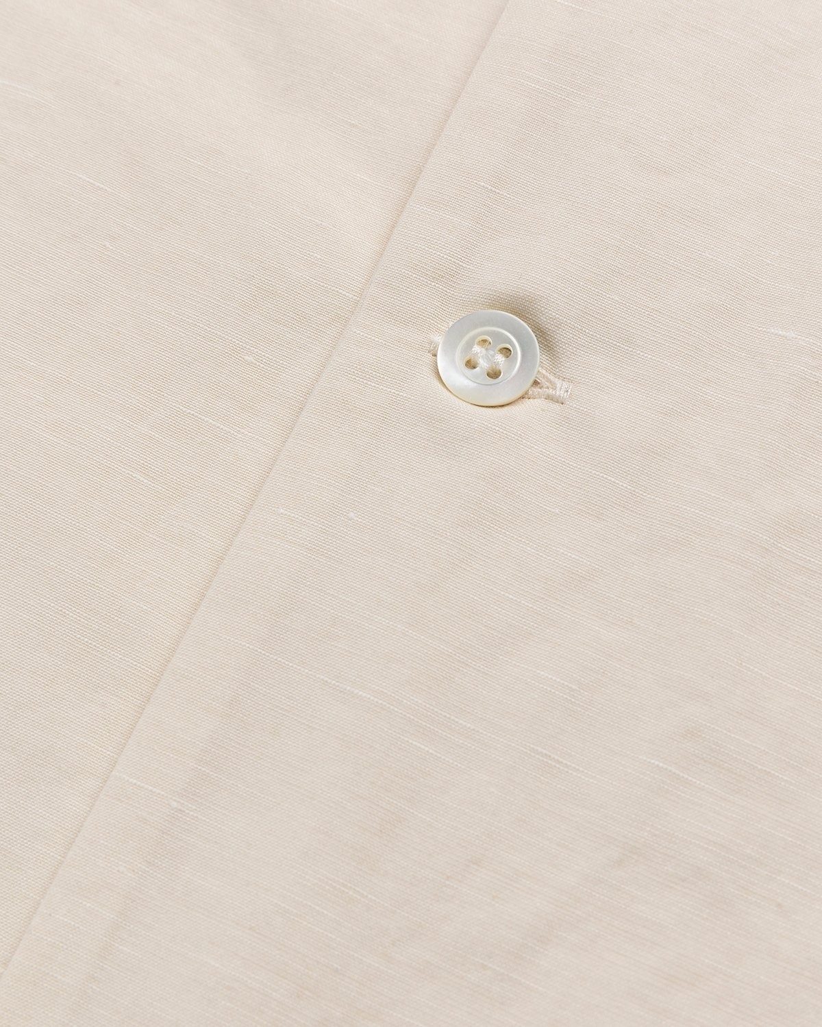 Maison Margiela – Ivory Button-Up Shirt Beige - Shortsleeve Shirts - White - Image 6