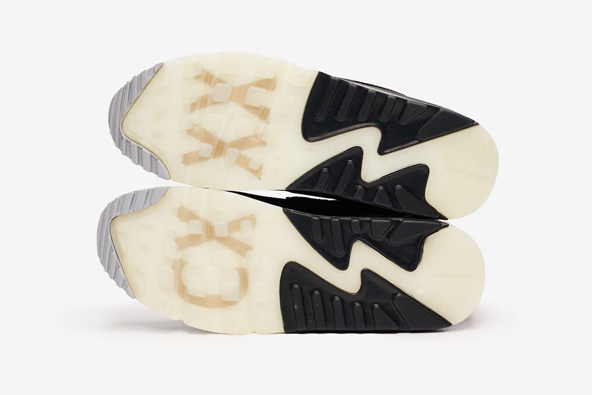 aik-stockholm-nike-air-max-90-release-date-price-013