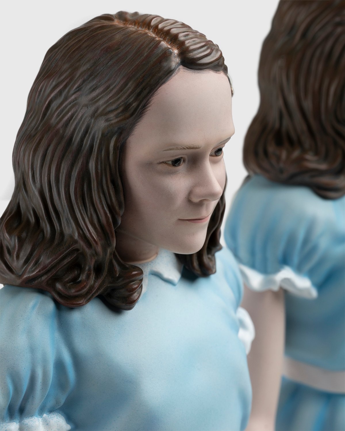 Medicom – The Shining Twins Statue Multi - Arts & Collectibles - Multi - Image 4