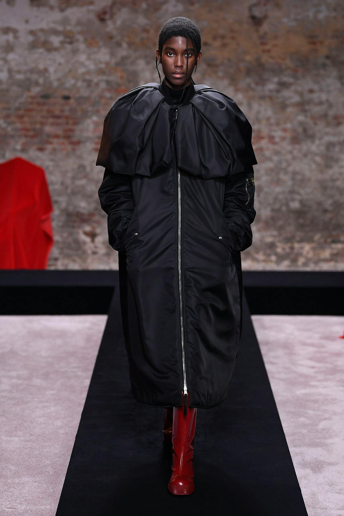 raf-simons-fw22-mens-womens-collection-29