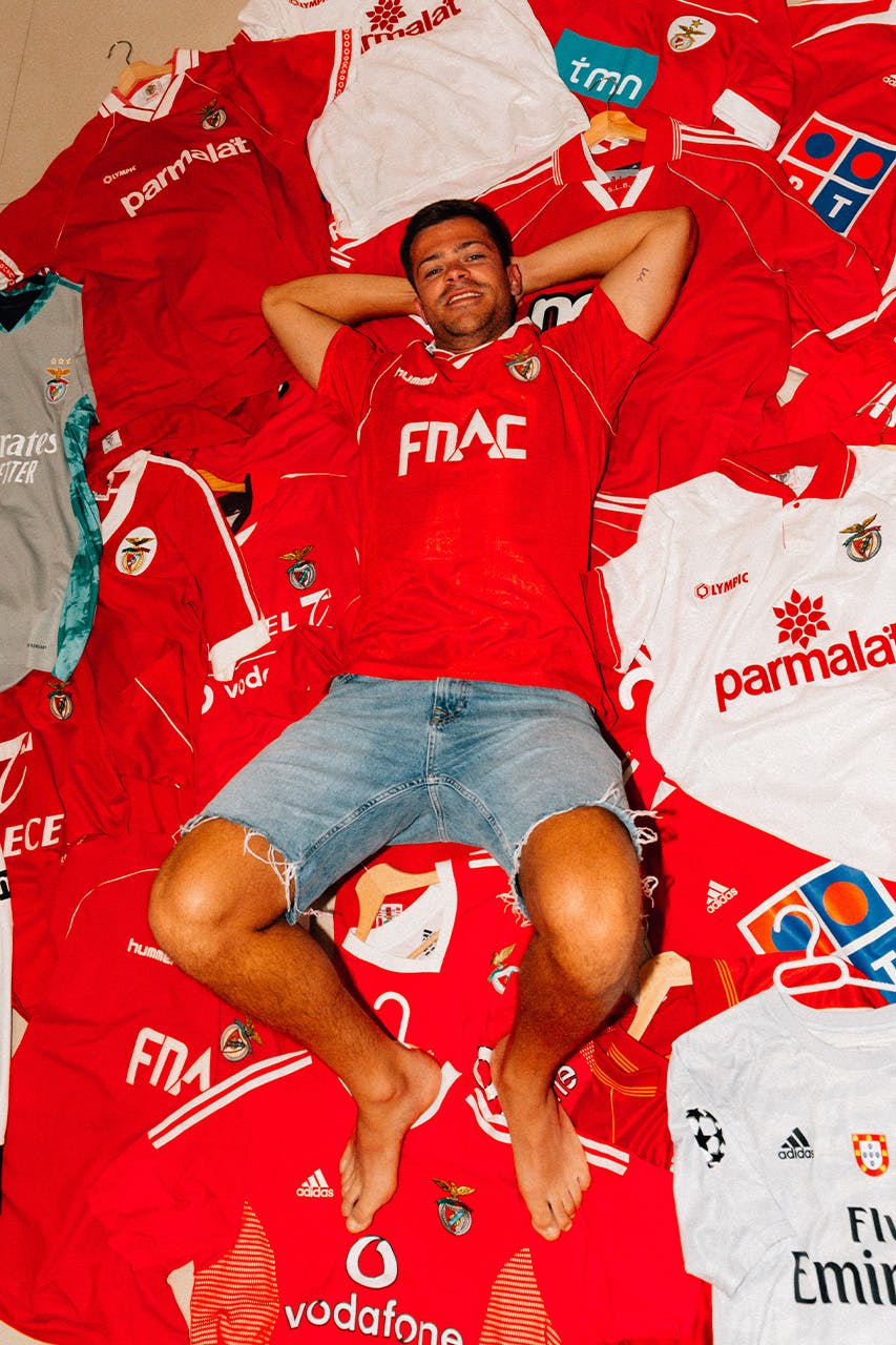 ac-momento-football-memorabilia-launch-app-003