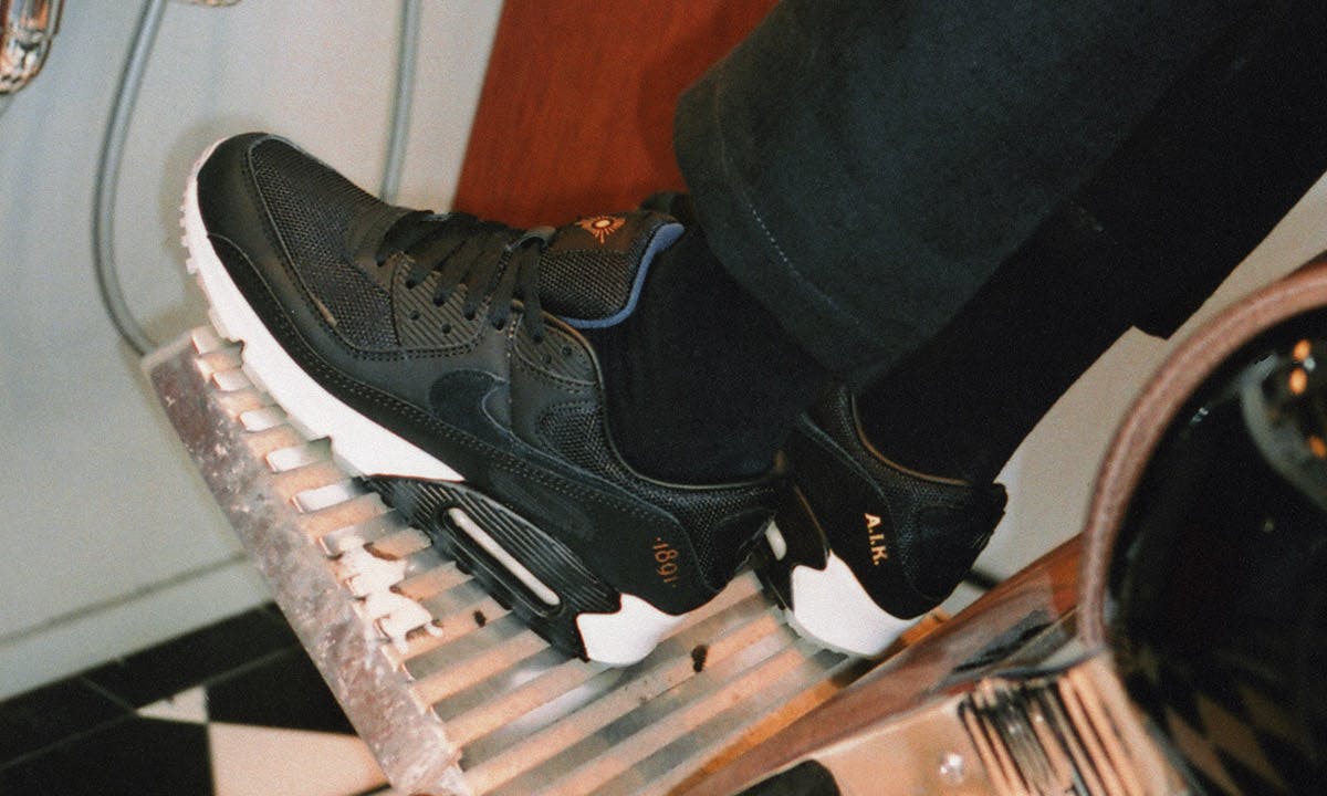 Aik Nike Black