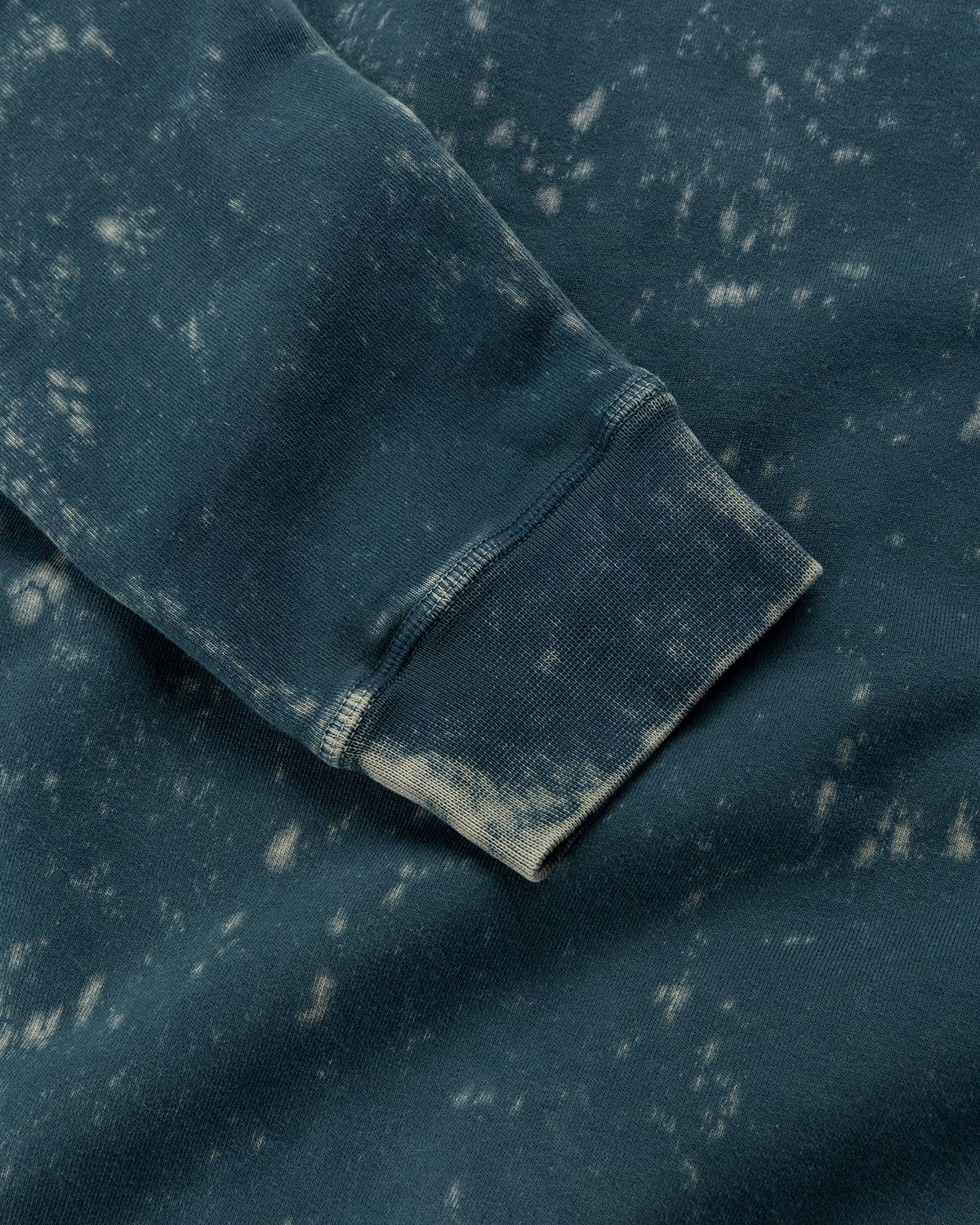 Stone Island – 61538 Garment-Dyed Cotton Fleece Crewneck Mid Blue - Sweats - Blue - Image 7
