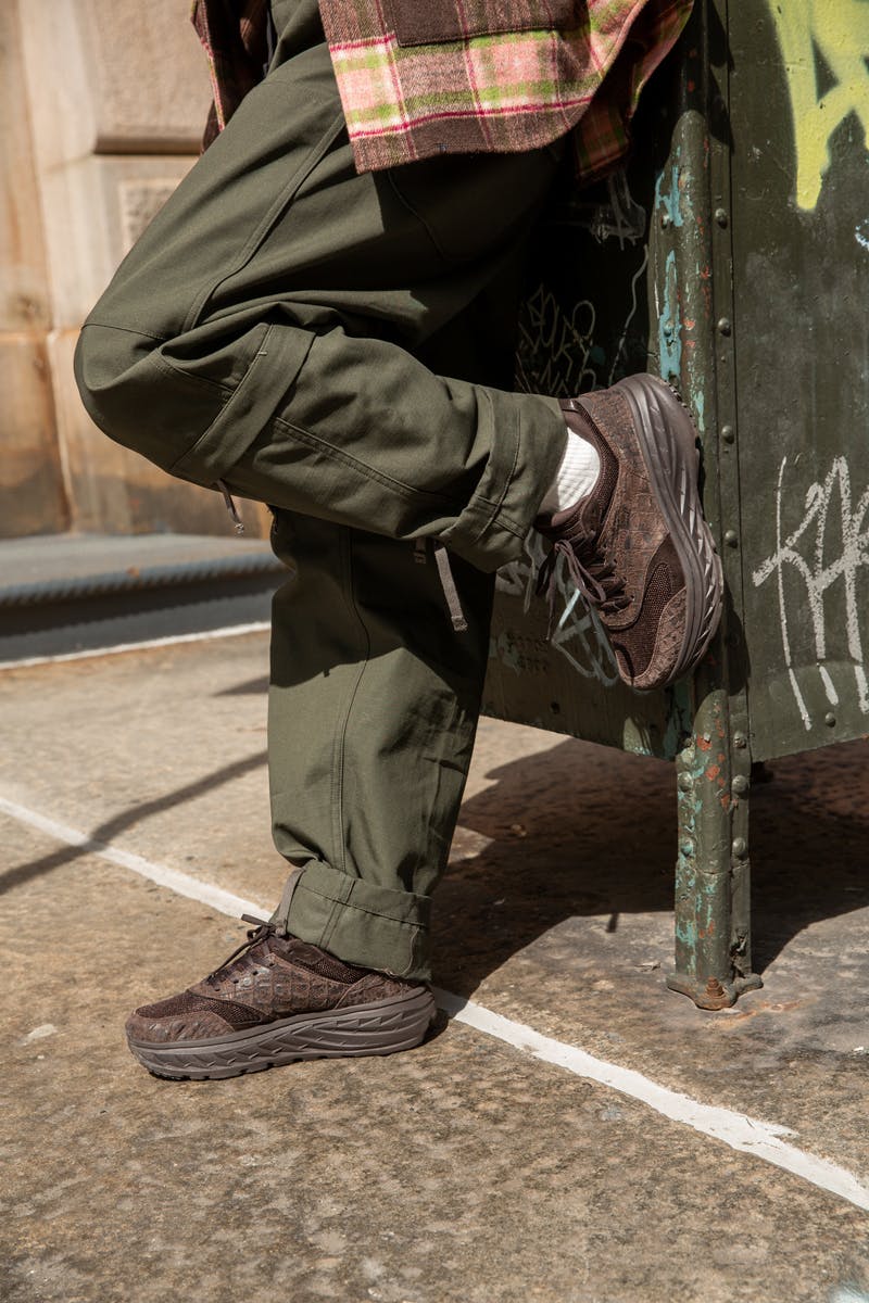 engineered-garments-hoka-one-one-bondi-l-release-date-price-lb-12
