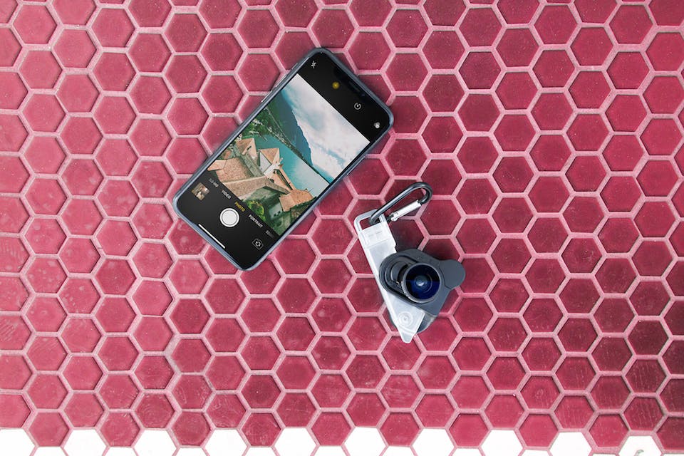 olloclip-iphone-x-mobile-lens-set-and-slim-case-04