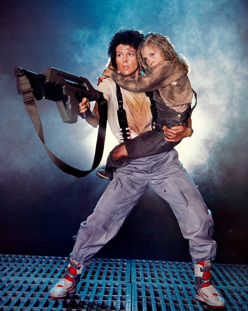 sneakers-in-horror-movies-02