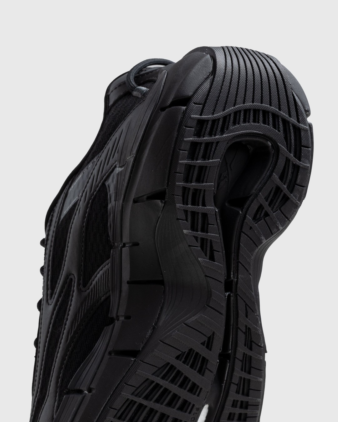 Reebok – Zig Kinetica 2.5 Black - Low Top Sneakers - Black - Image 6