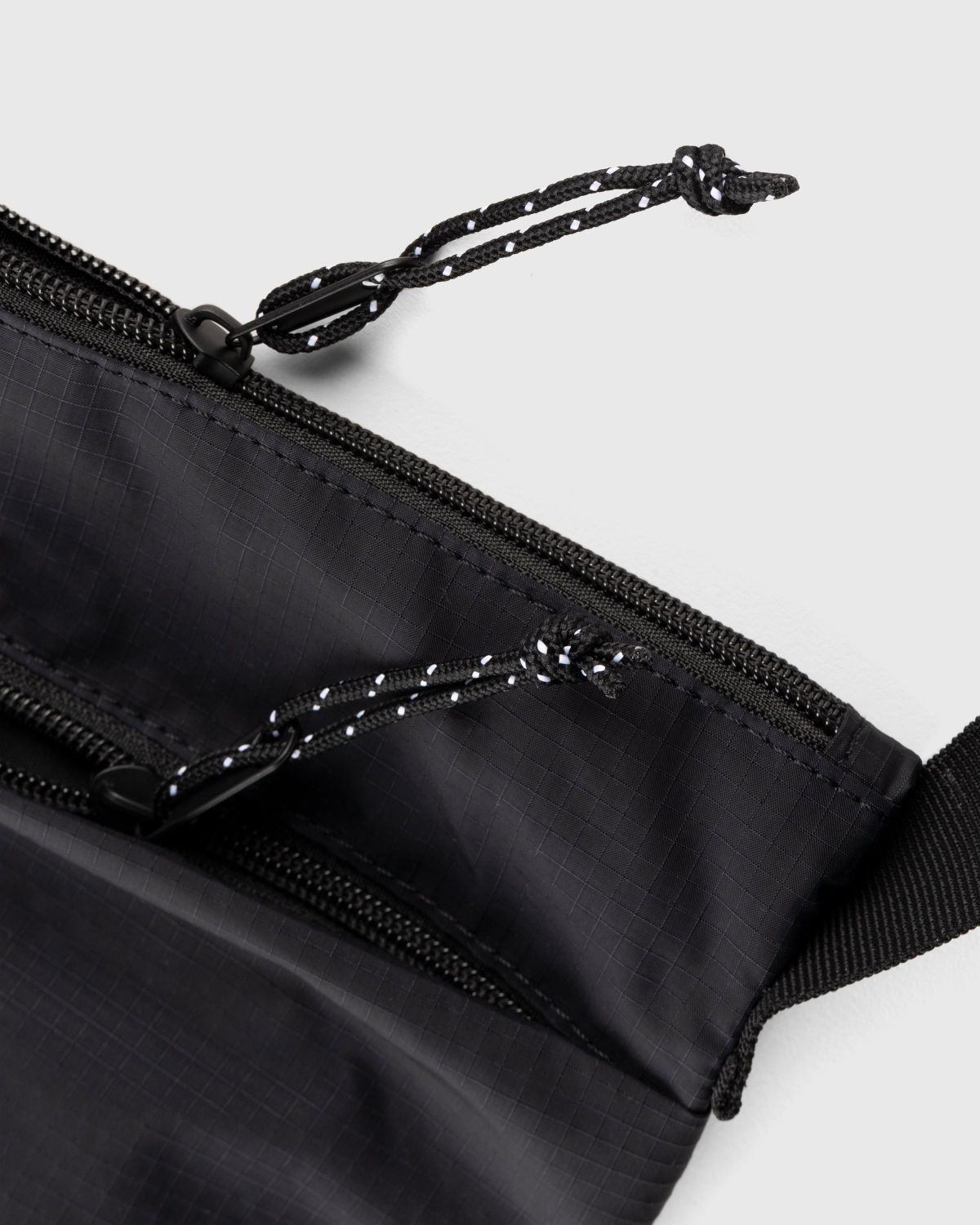 Gramicci – Utility Ripstop Sacoche Black - Bags - Black - Image 4