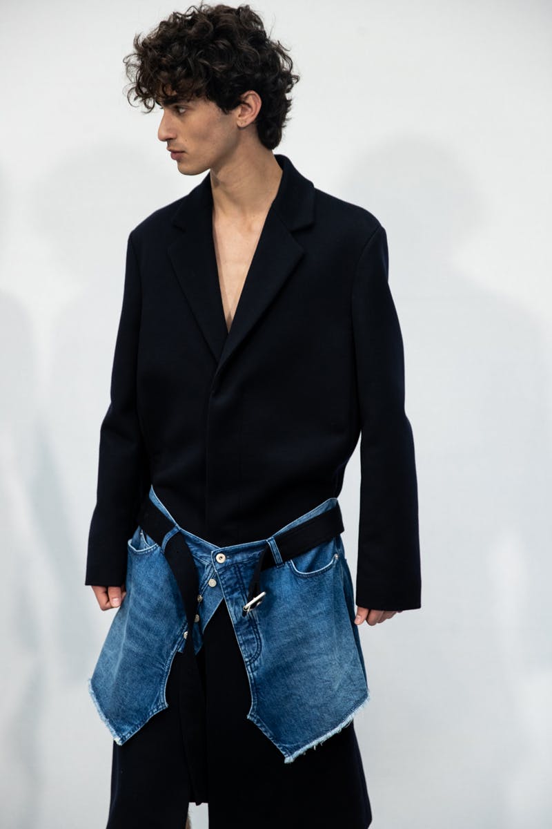 loewe-fw22-mens-collection-runway-jw-anderson (18)