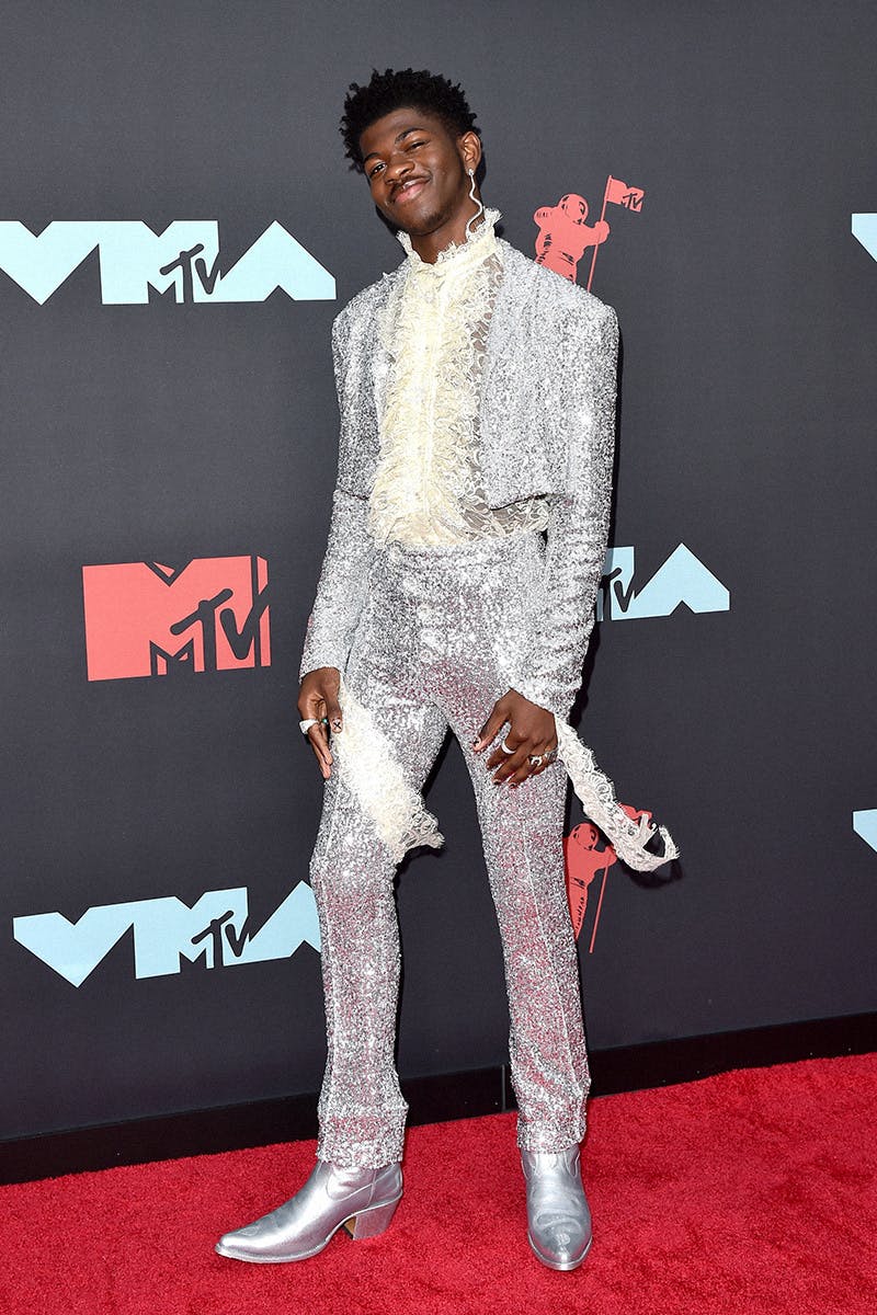 a-requiem-on-lil-nas-xs-modern-cowboy-style-05 (1)