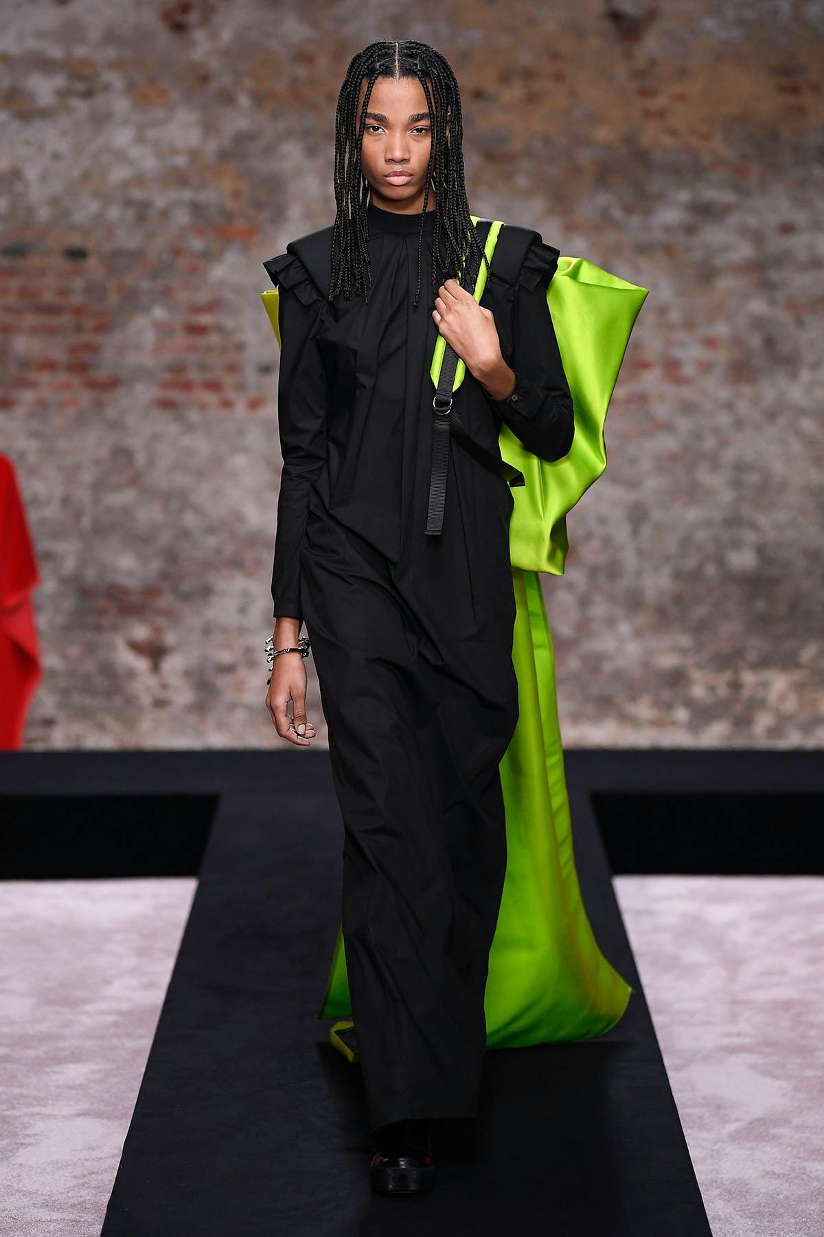 raf-simons-fw22-mens-womens-collection-43