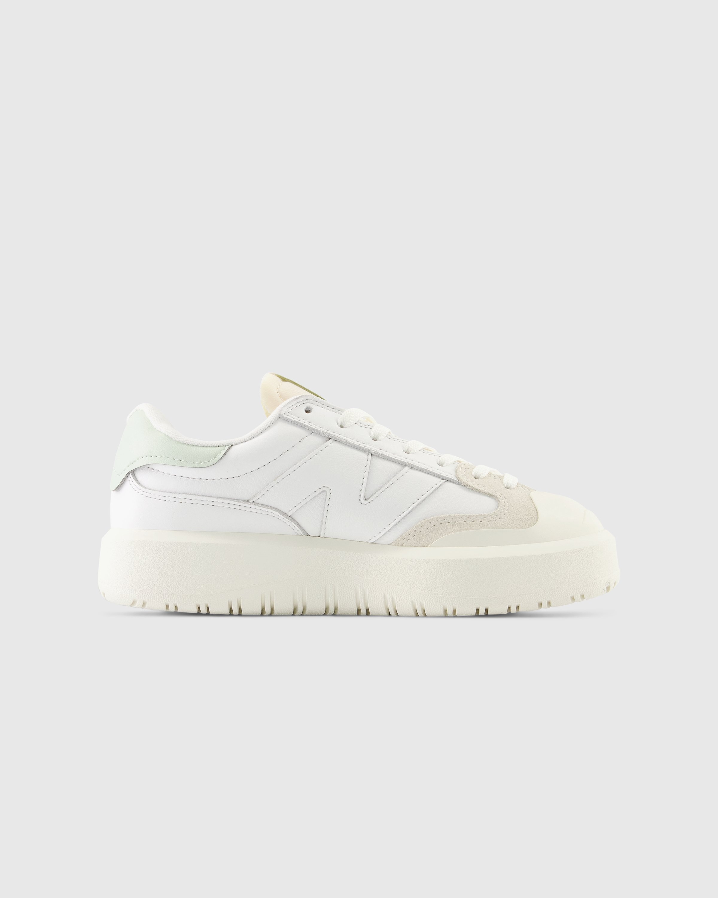 New balance leather best sale white