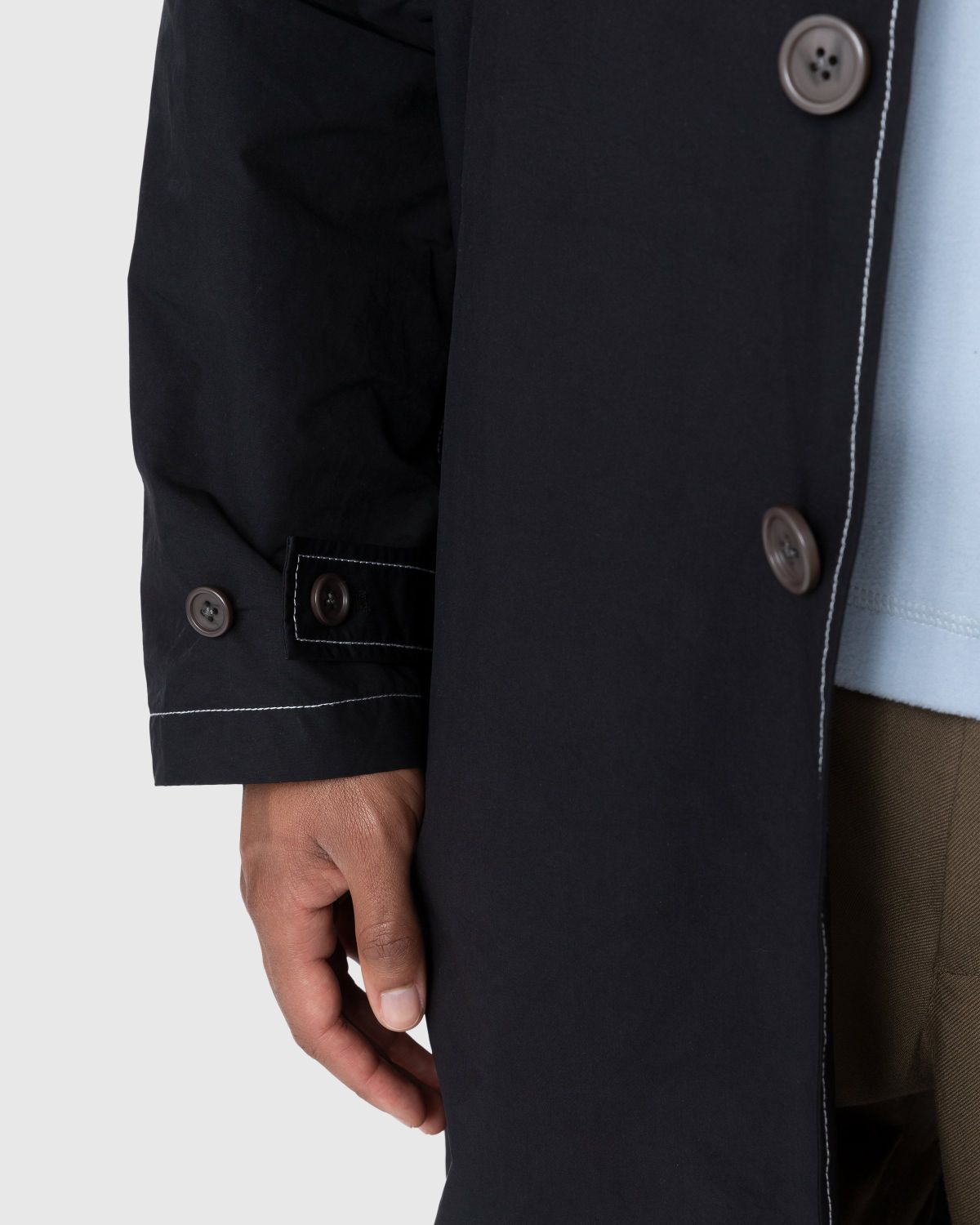 Highsnobiety – Contrast Mac Jacket Black - Trench Coats - Beige - Image 5