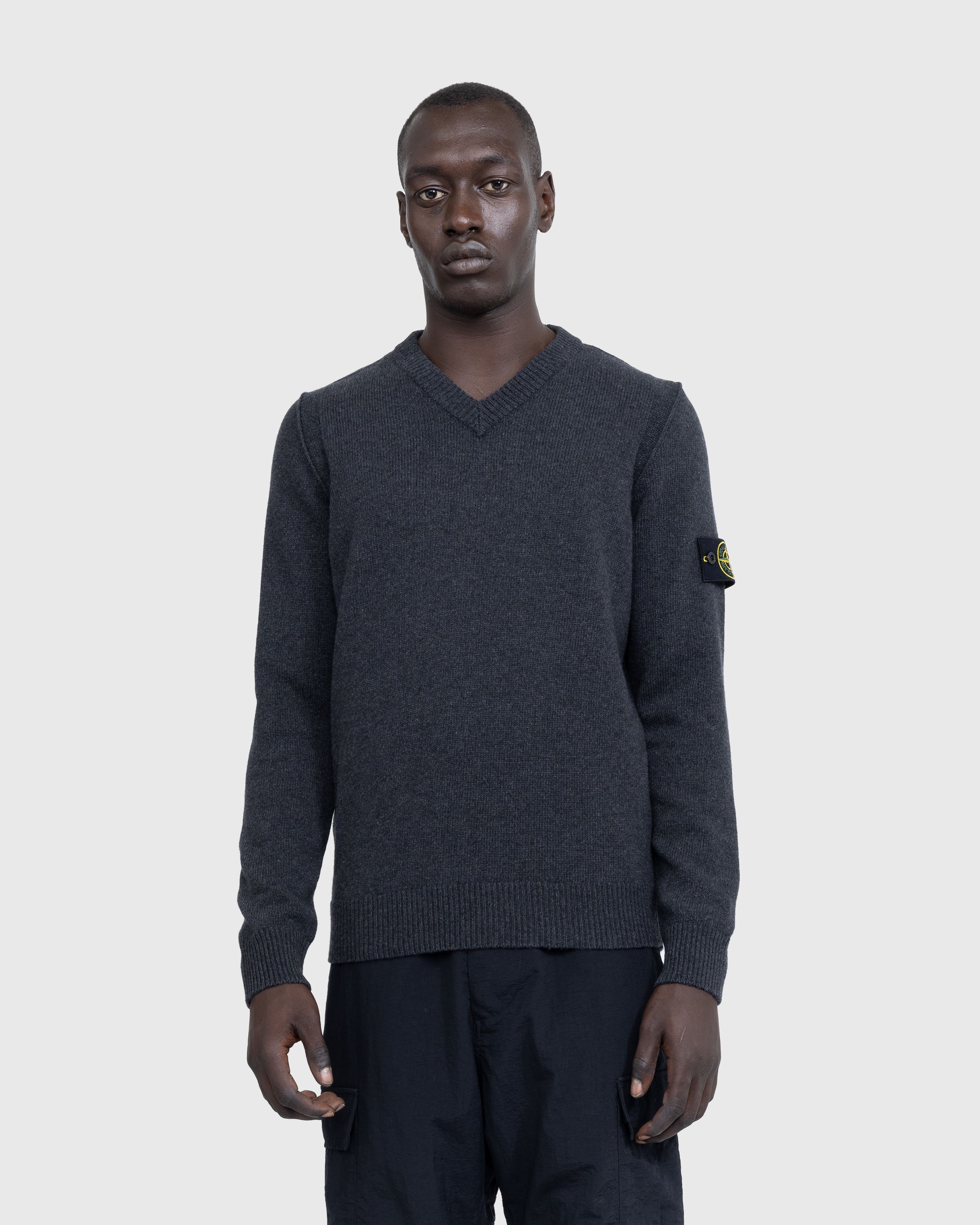 Grey stone island jumper sales