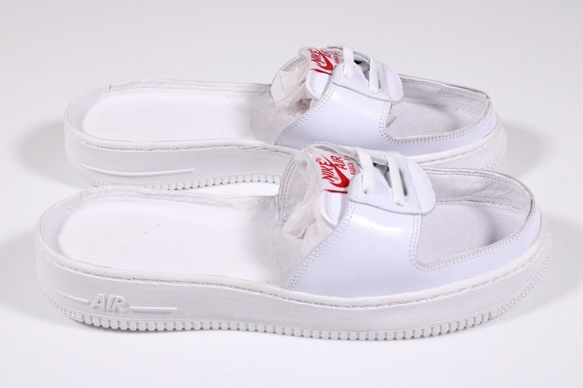 former-nike-employee-nike-sample-sale-03