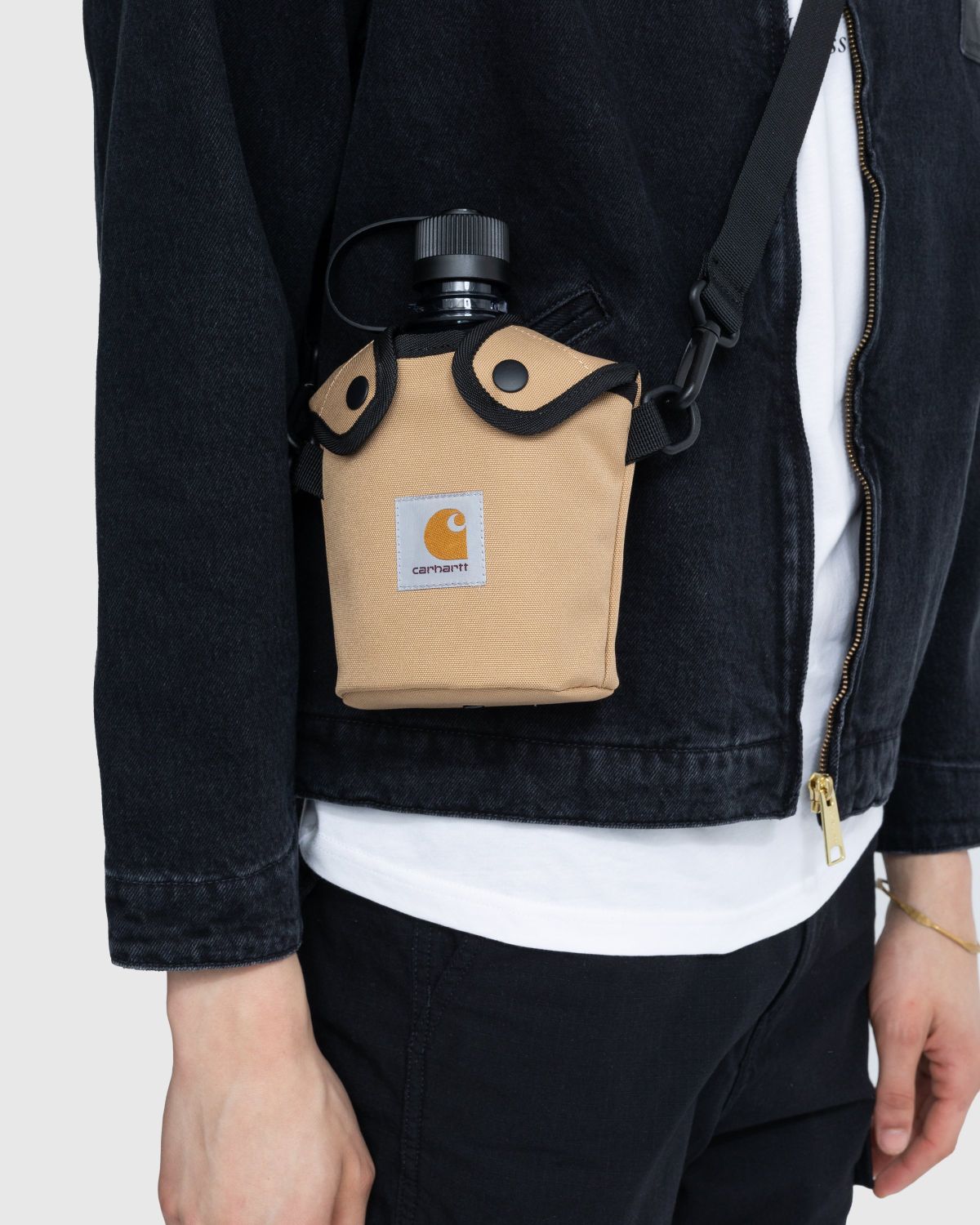 Carhartt WIP – Field Bottle Dusty Hamilton Brown - Lifestyle - Brown - Image 5