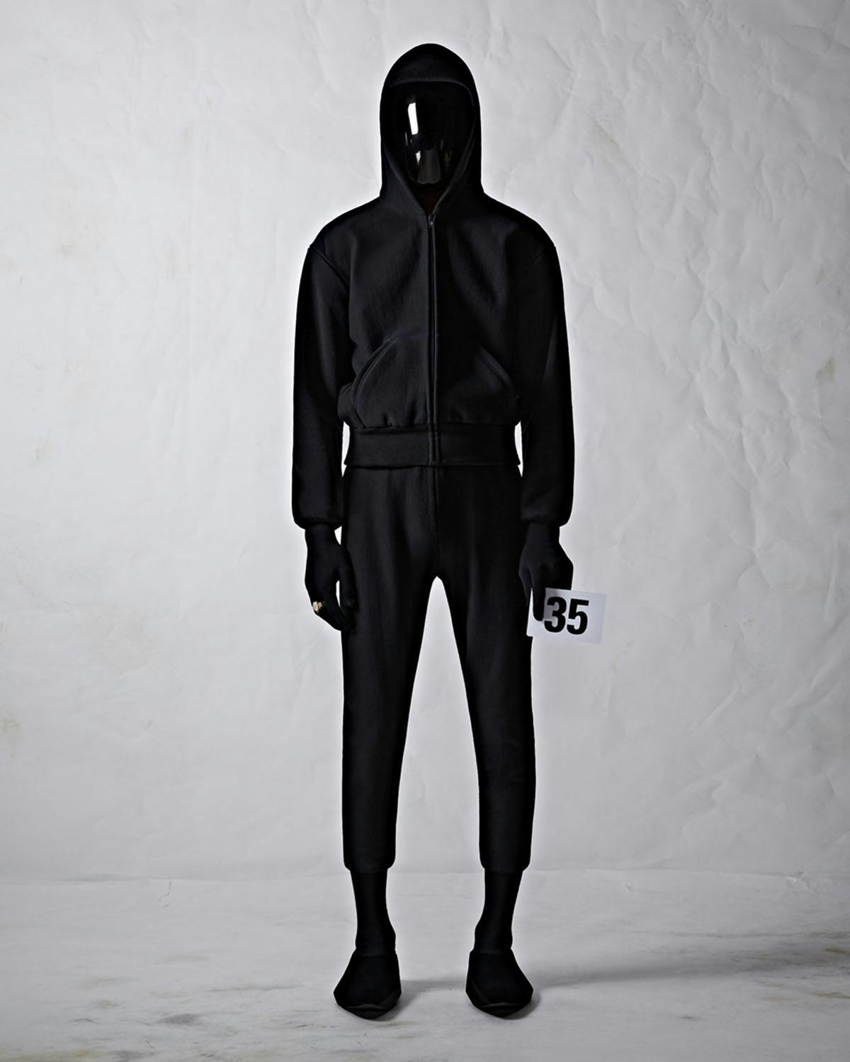 balenciaga-couture-2022-kim-kardashian-35
