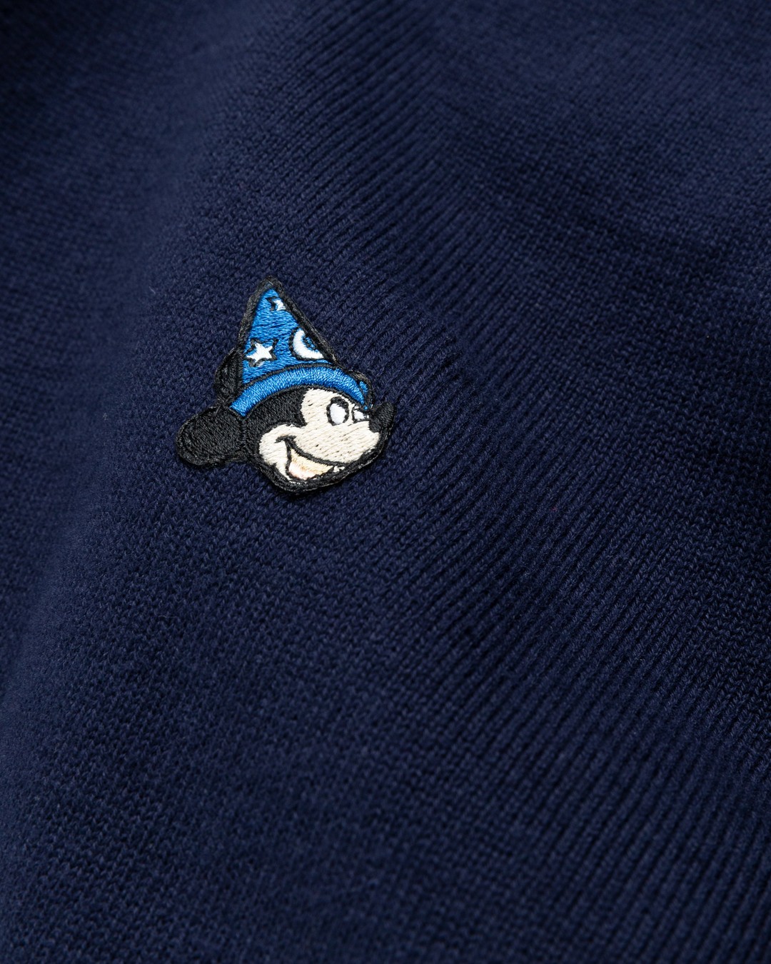 Disney Fantasia x Highsnobiety – Intarsia Knit Sorcerer Mickey Sweater Dark Blue - Sweatshirts - Blue - Image 3