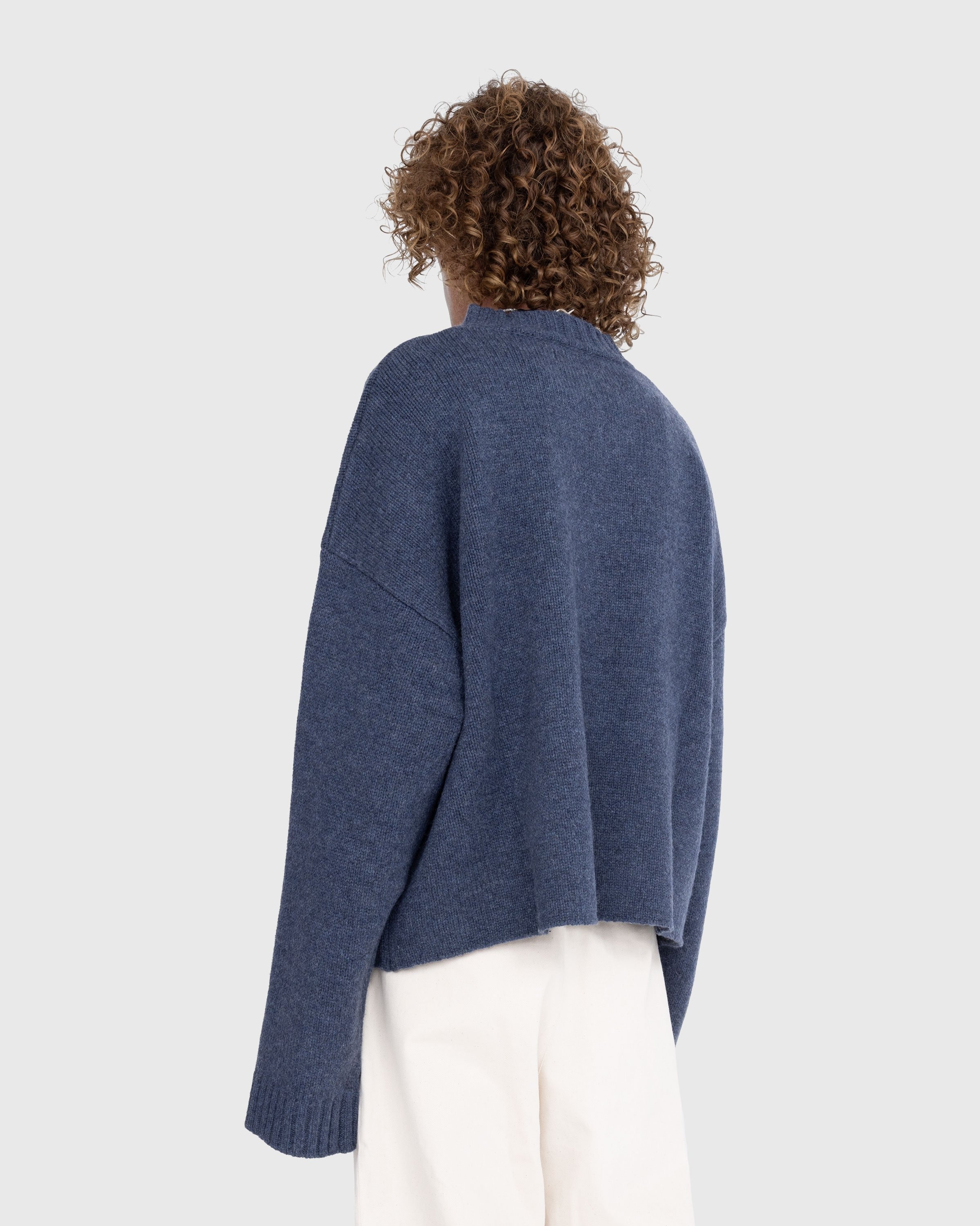 Martine Rose – Oversized V-Neck Jumper Indigo | Highsnobiety Shop