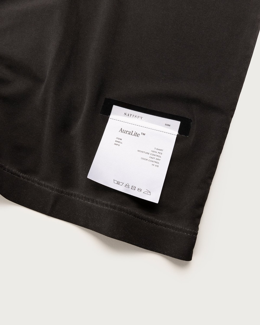 Satisfy x Highsnobiety – HS Sports Balance T-Shirt Black Pigment - T-shirts - Grey - Image 4