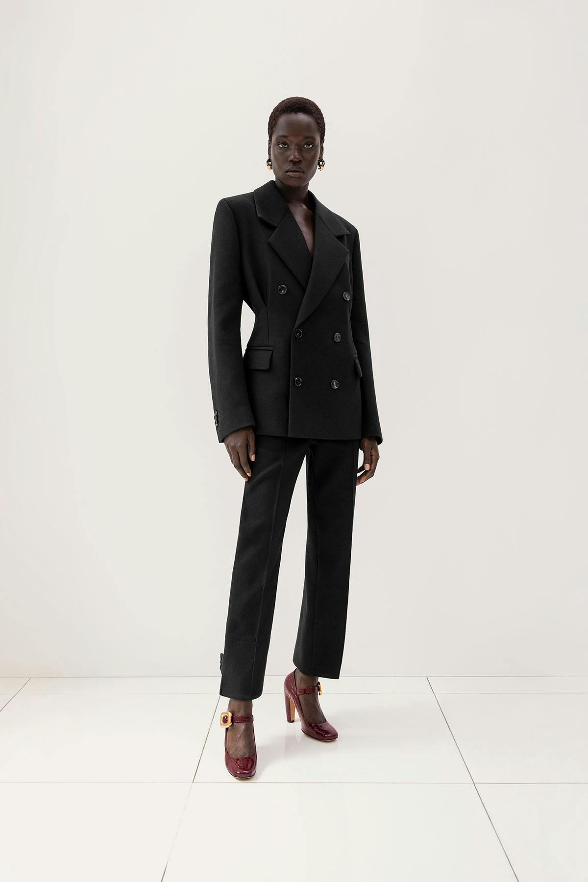 bottega-veneta-resort-2023-4