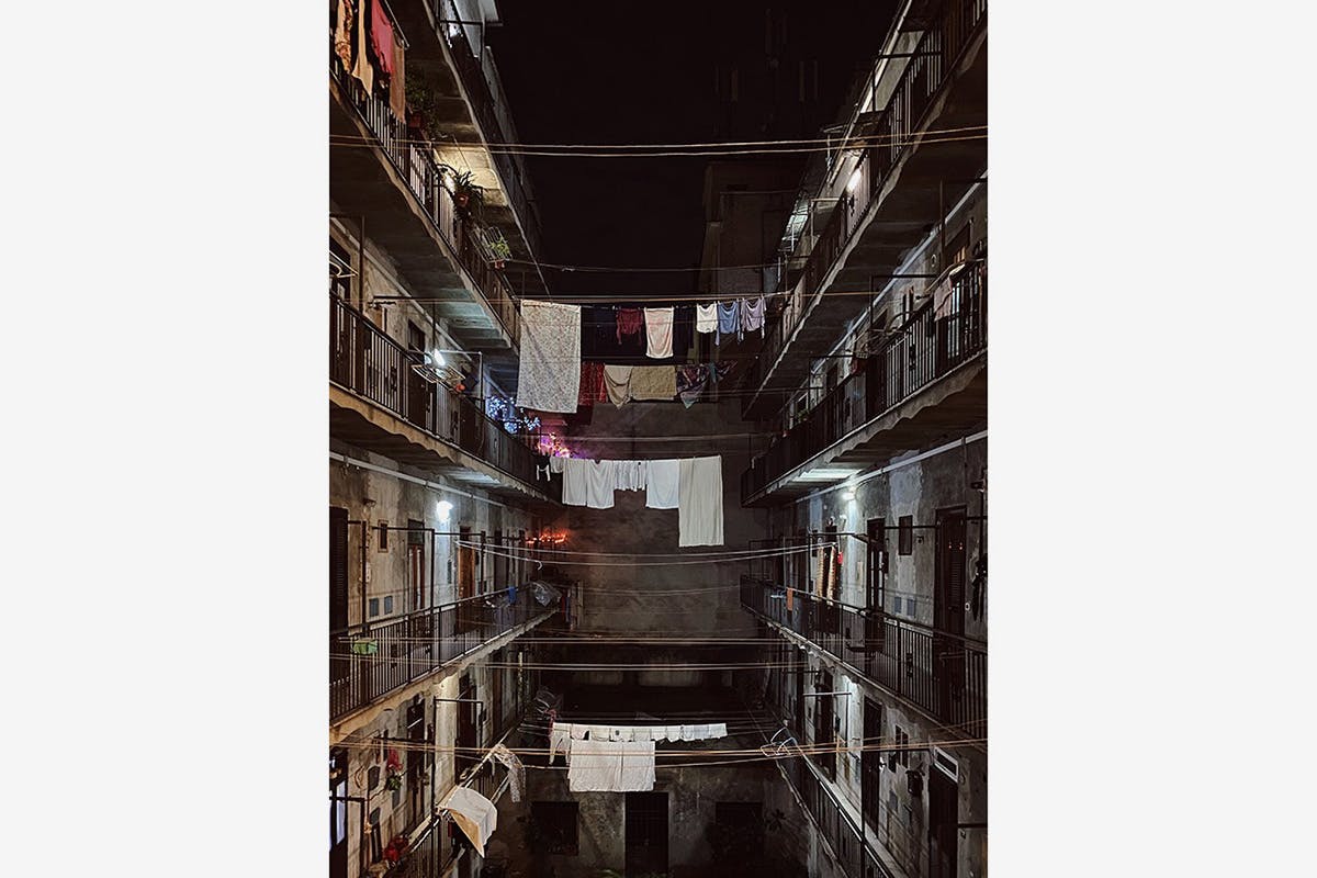 apple-shot-on-iphone-night-mode-winners-02