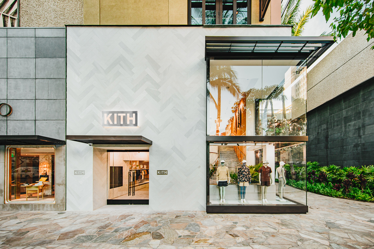 kith-hawaii-store-inside-air-force-1 (1)