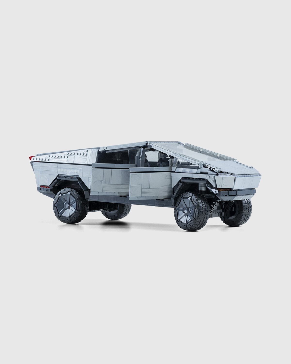 Mattel Creations – MEGA Tesla Cybertruck - Art & Collectibles - Grey - Image 2