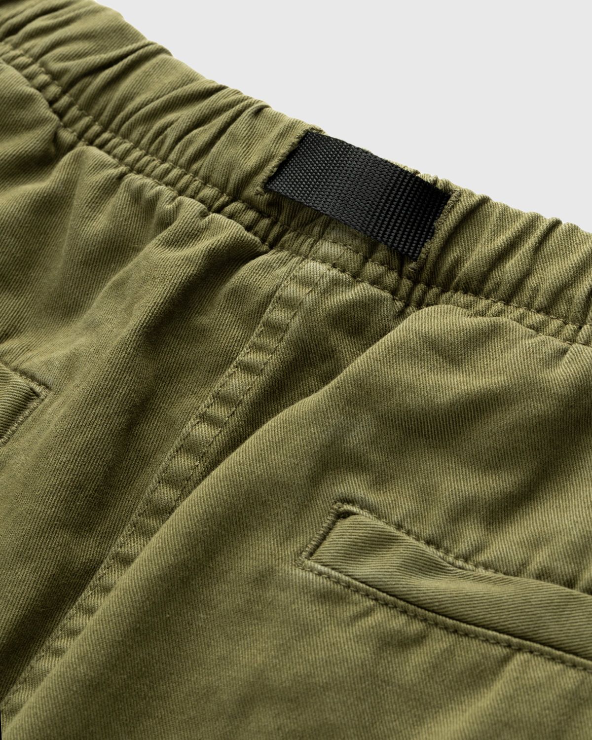 Gramicci – Gramicci Pant Olive - Pants - Green - Image 4