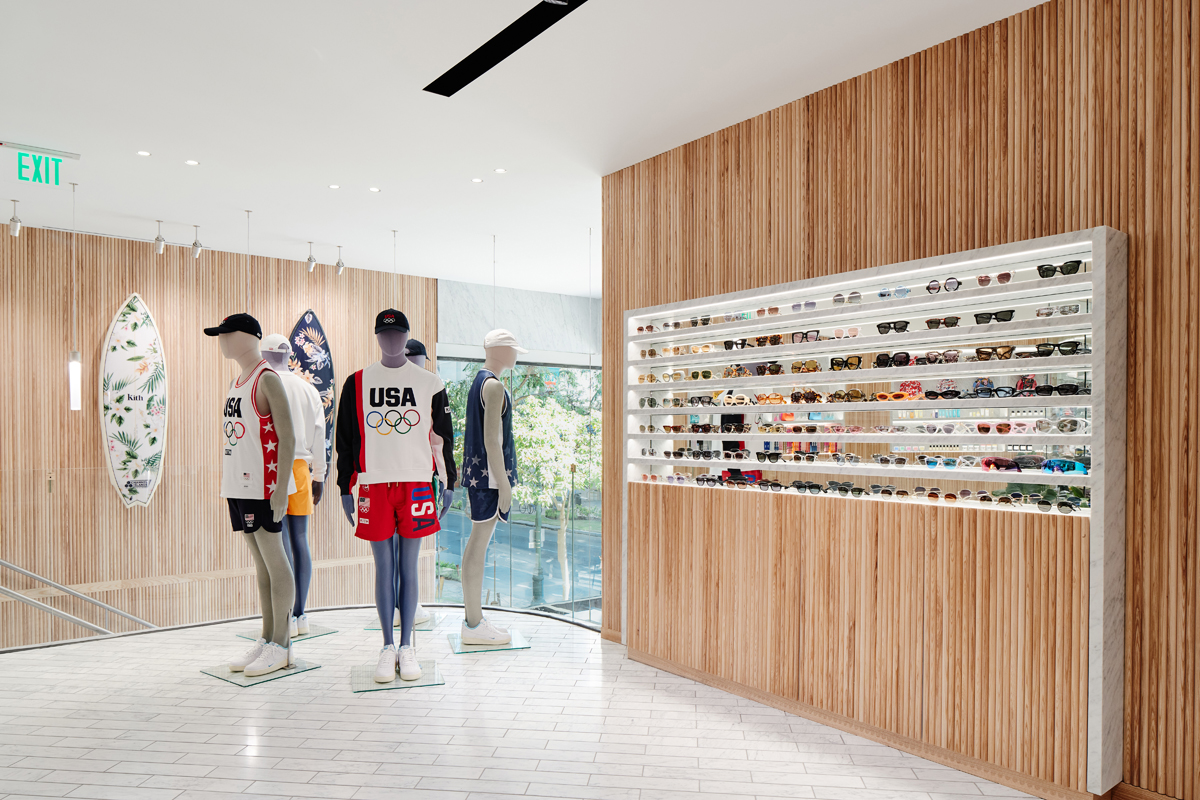 kith-hawaii-store-inside-air-force-1 (13)