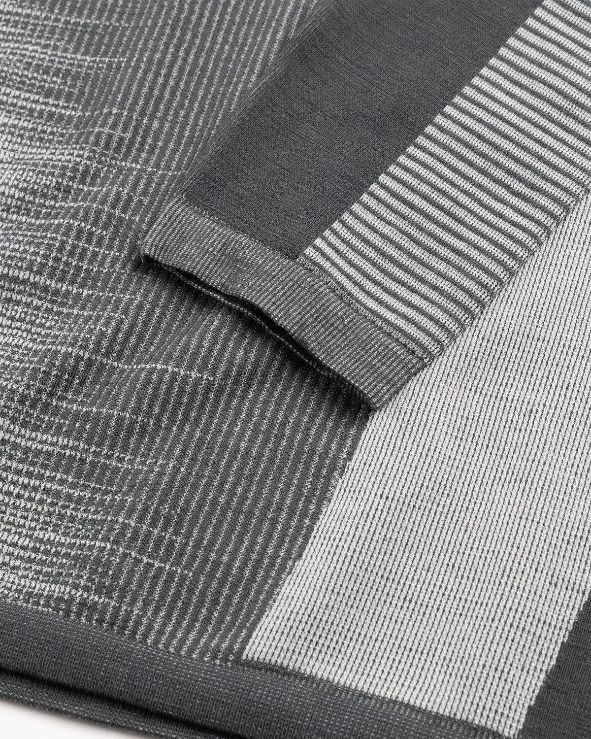 Y-3 – Long-sleeve Top Utility Ivy/Wonder Silver - Longsleeves - Silver - Image 5