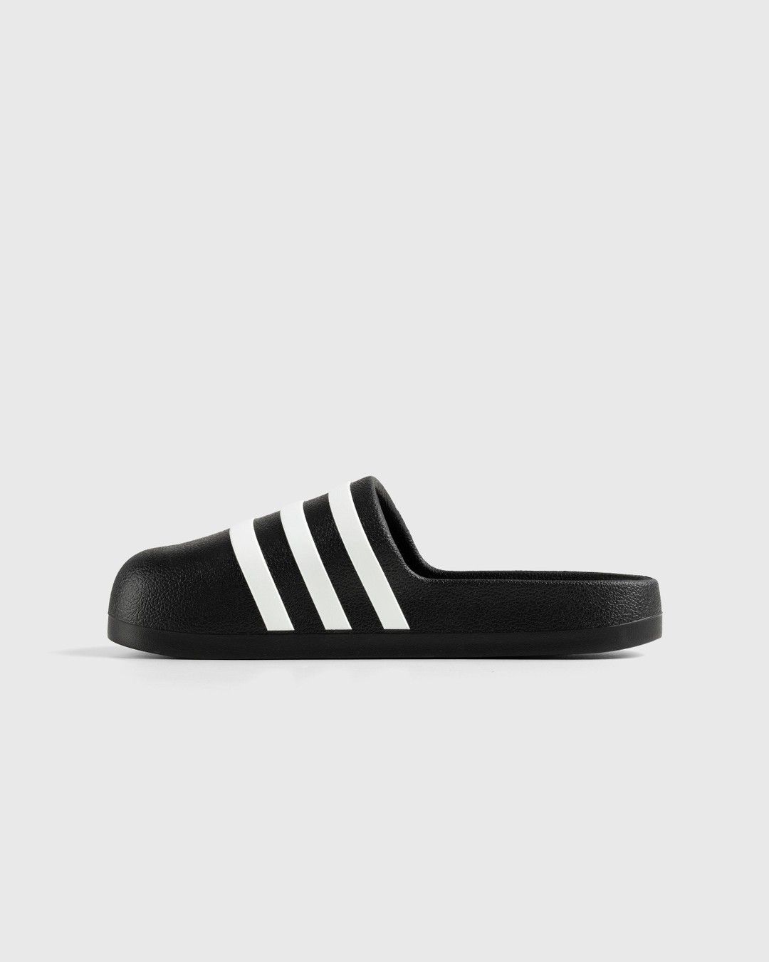 Adidas – Adifom Adilette Black/White/Black - Mules - Black - Image 2