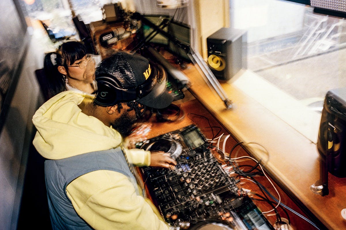 reprezent-radios-djs-discuss-motivation-best-running-songs-011