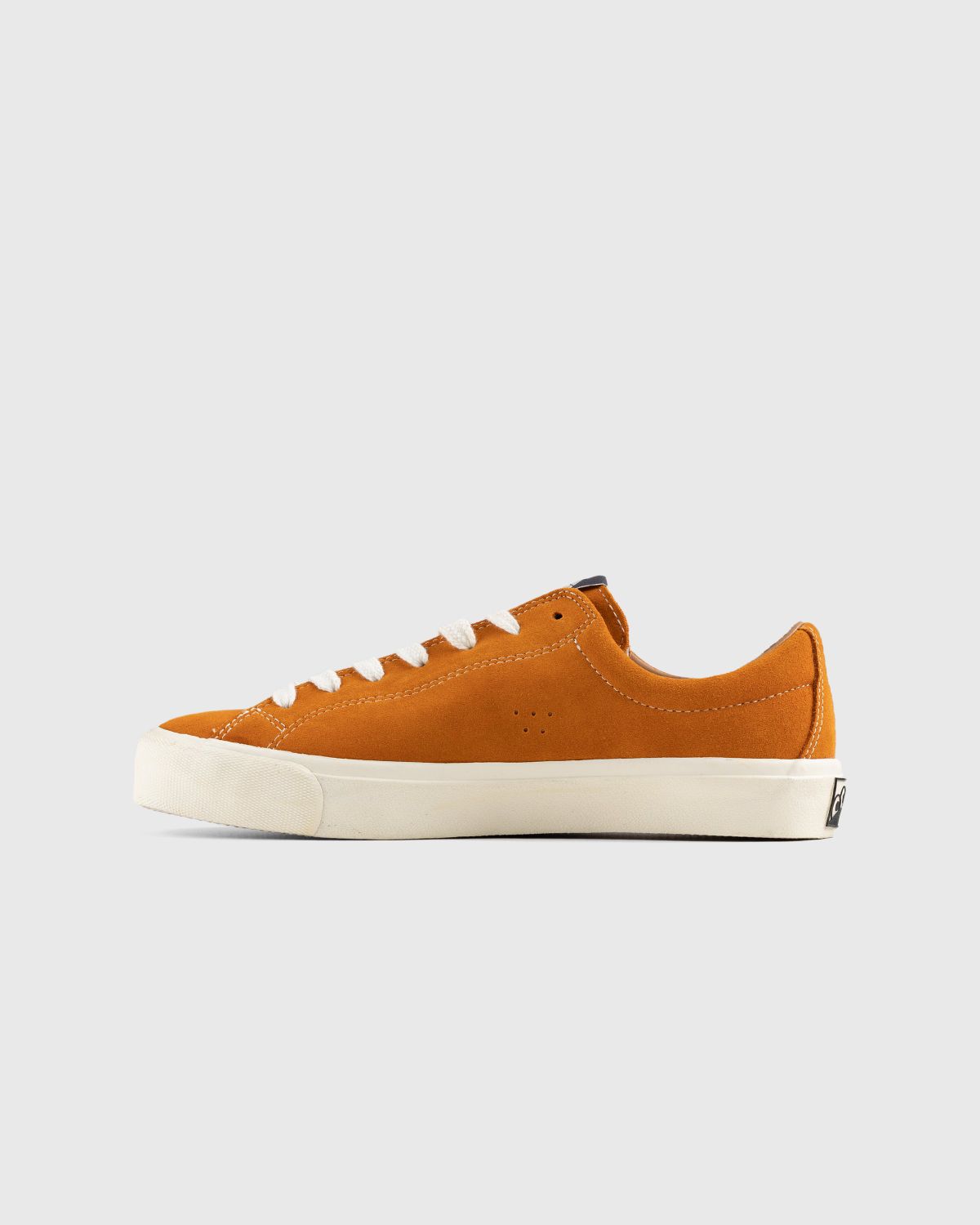Last Resort AB – VM003 Suede Lo Cheddar/White - Low Top Sneakers - Orange - Image 2