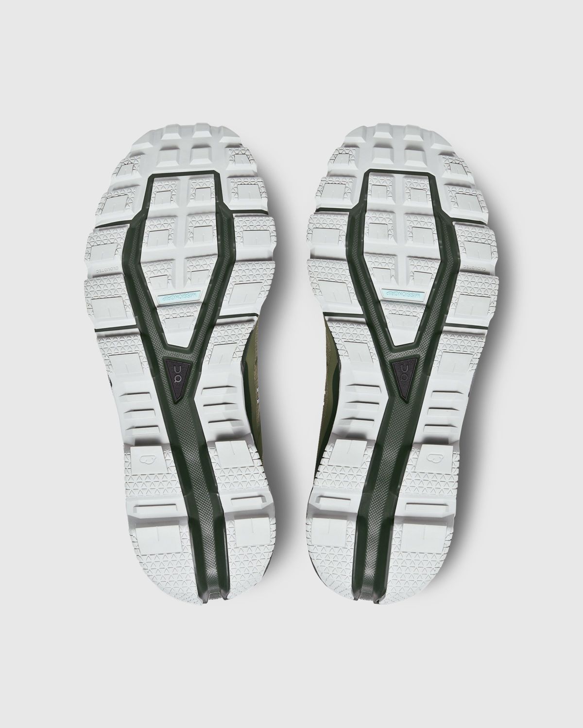 On – Cloudventure Olive/Fir - Sneakers - Green - Image 6