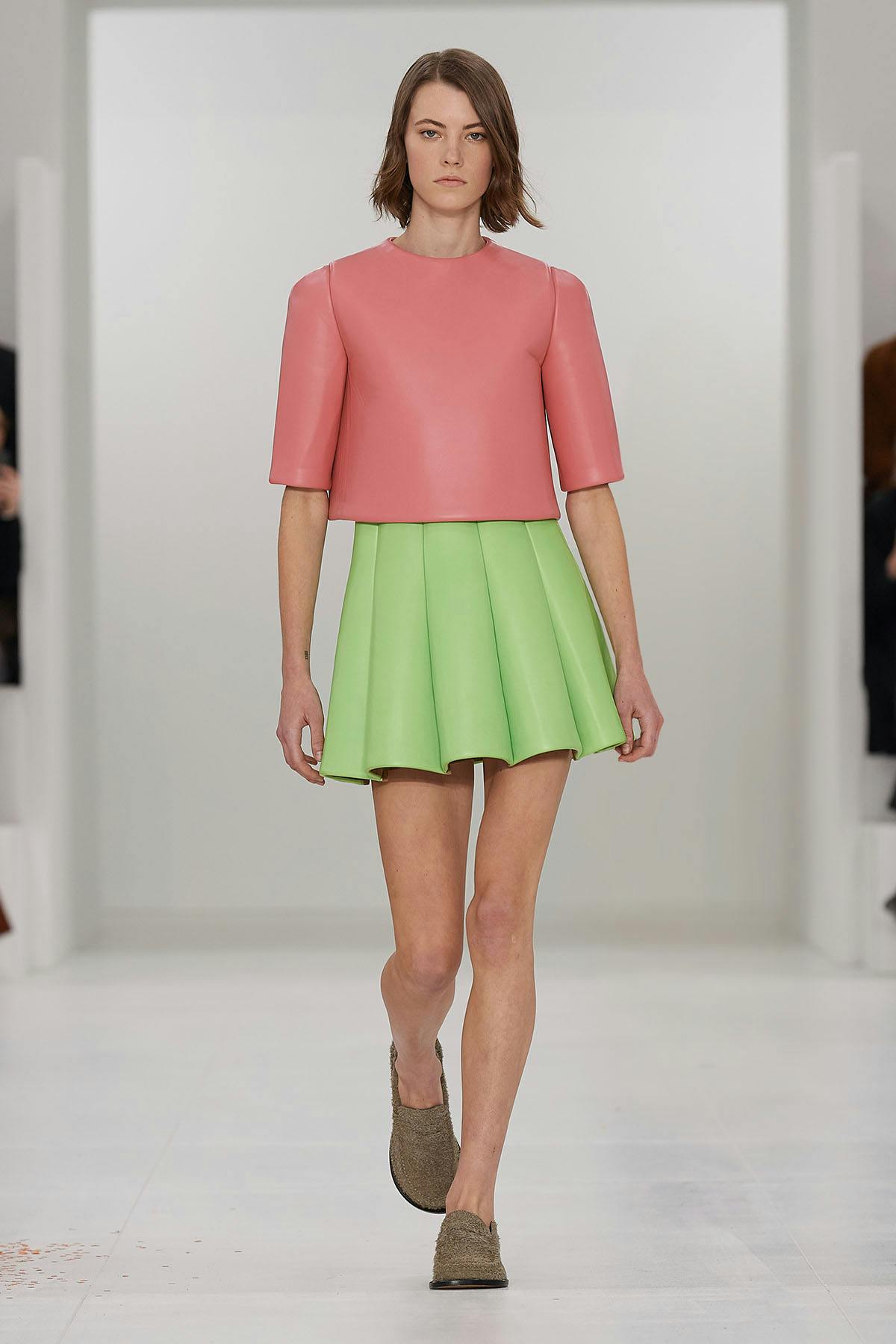 fashion-cartoonification-hyperreality-2