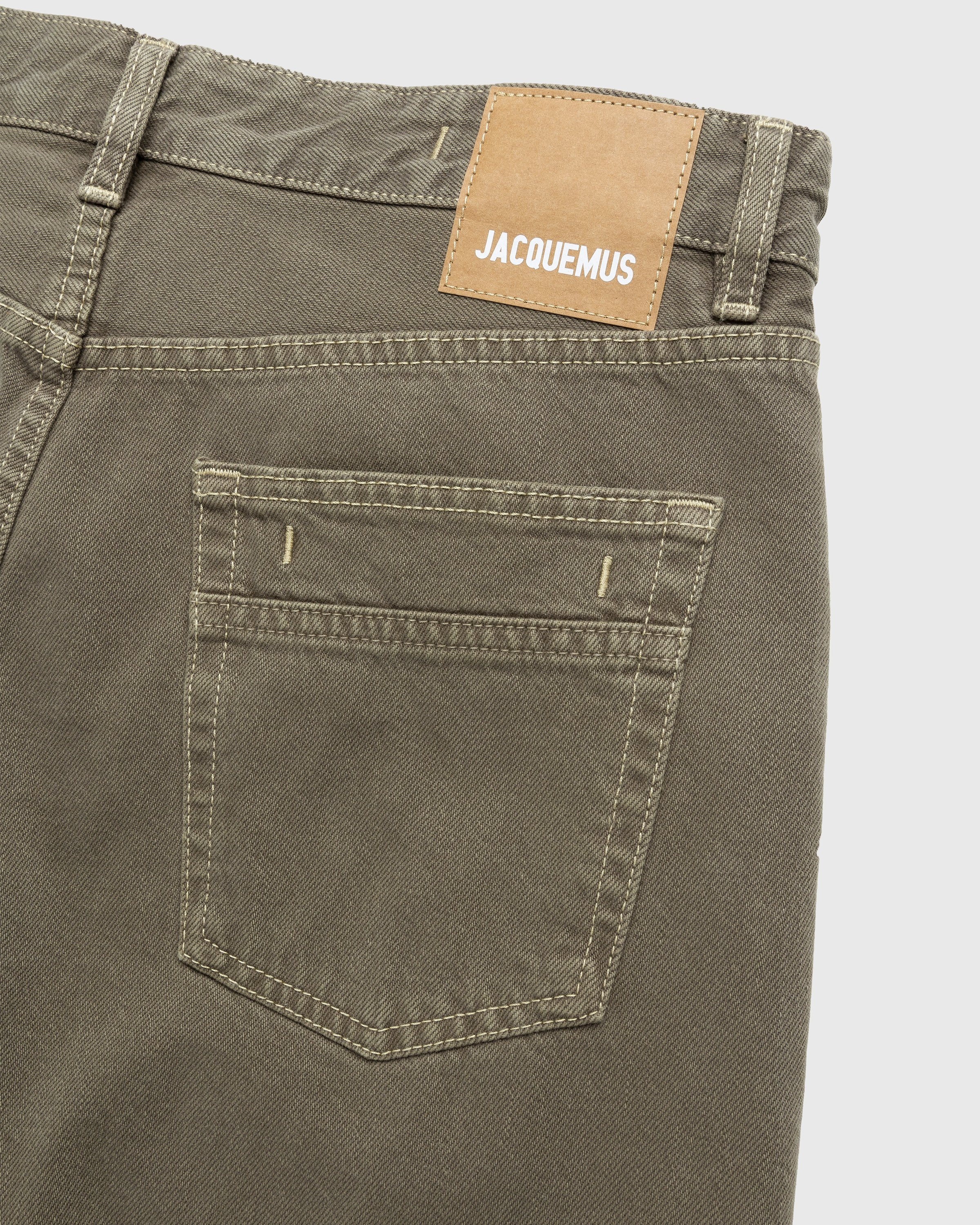 JACQUEMUS – Le De-Nimes Fresa Green - Pants - Green - Image 3