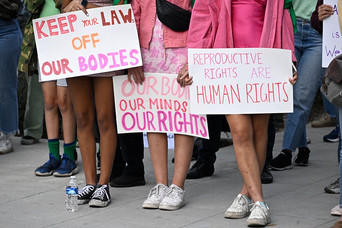 roe-v-wade-abortion-funds-donate-01