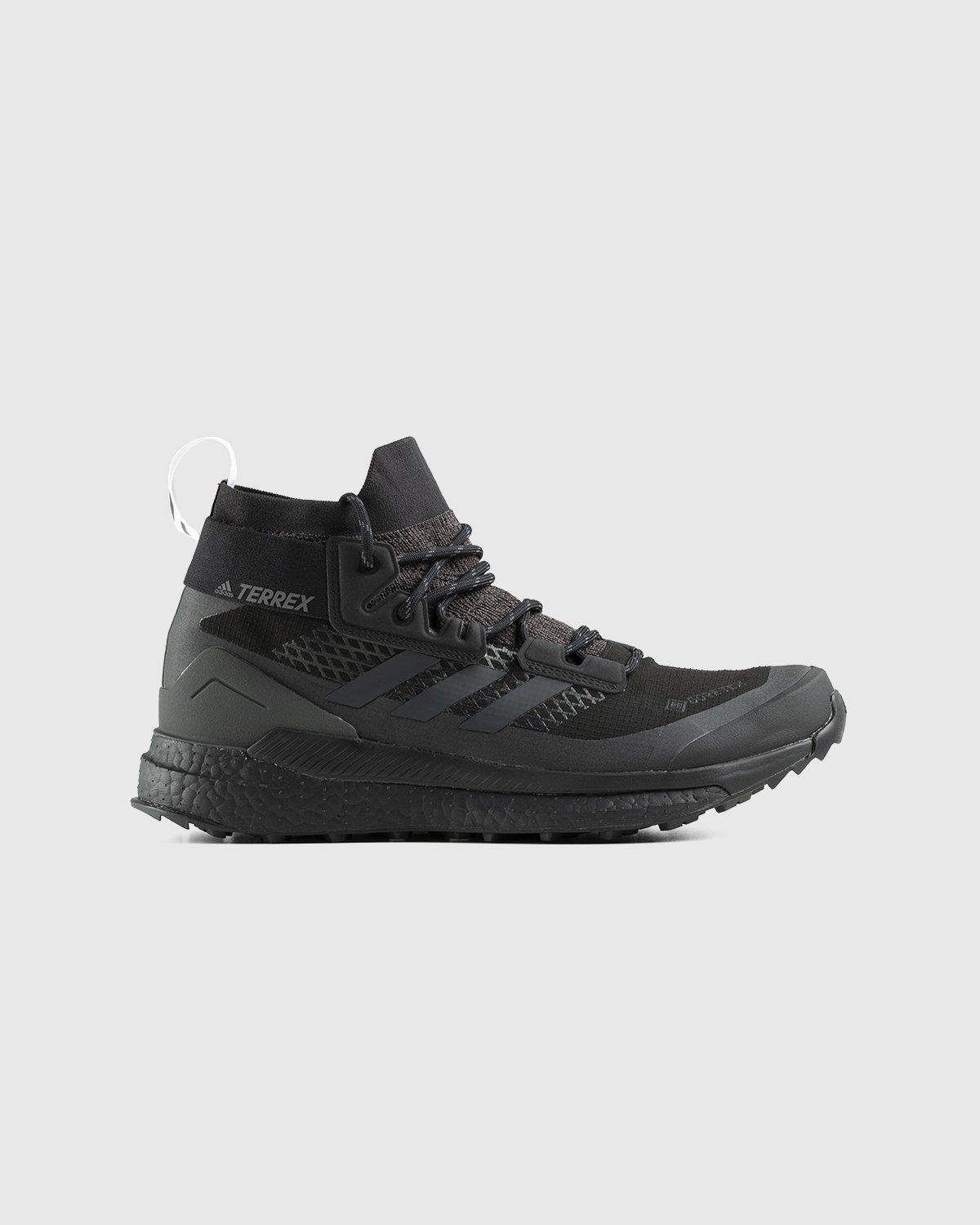 Adidas – Terrex Free Hiker Gore-Tex Core Black Carbon Core Black - Sneakers - Black - Image 1