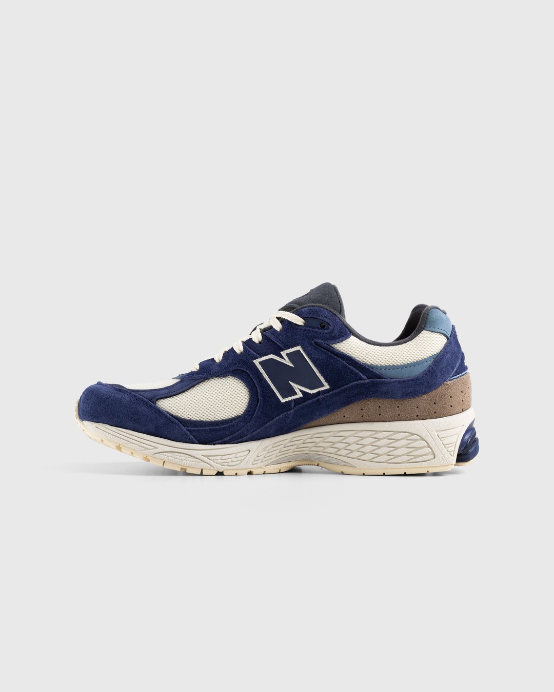 New Balance – M2002RG Night Tide - Sneakers - Blue - Image 2