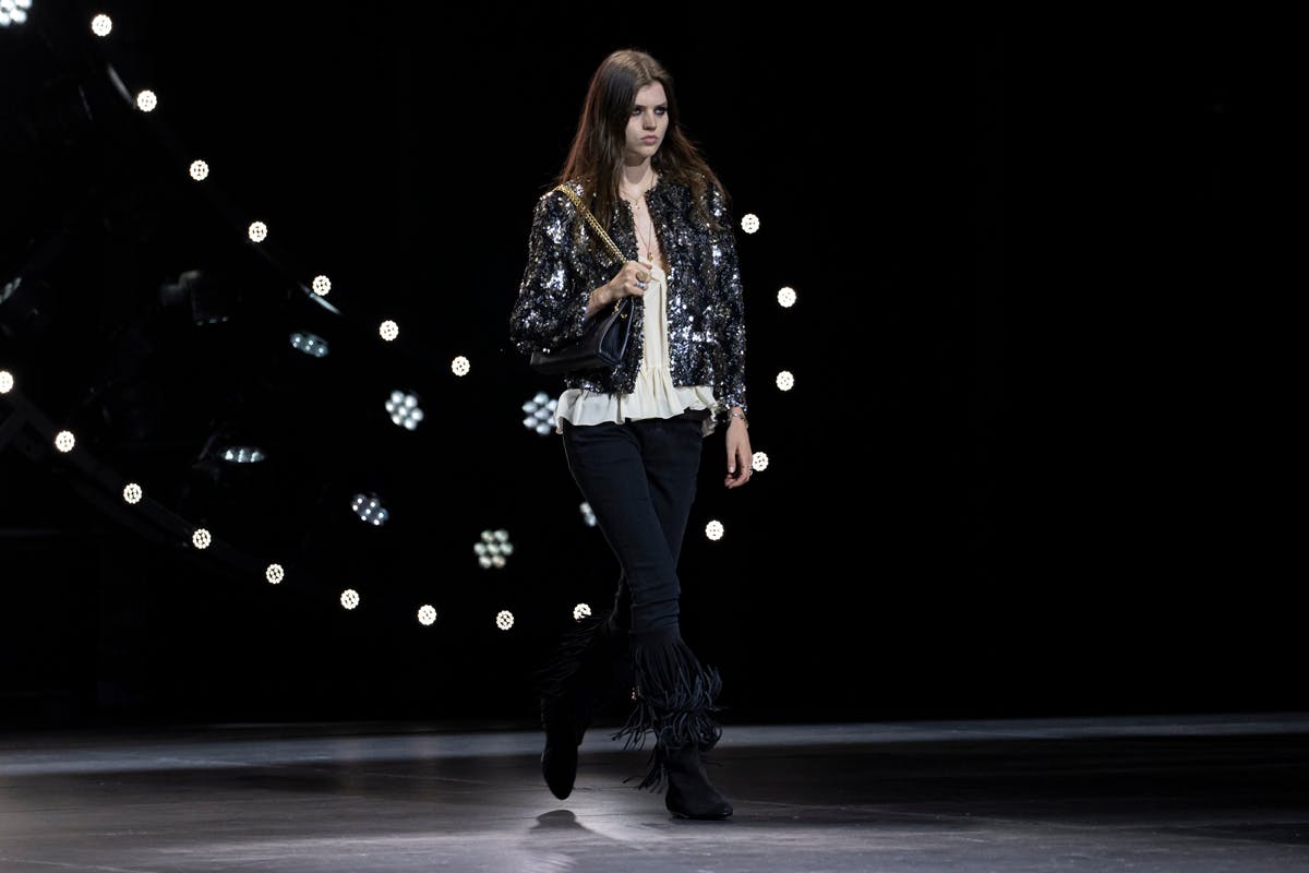 celine-winter-2023-show-50