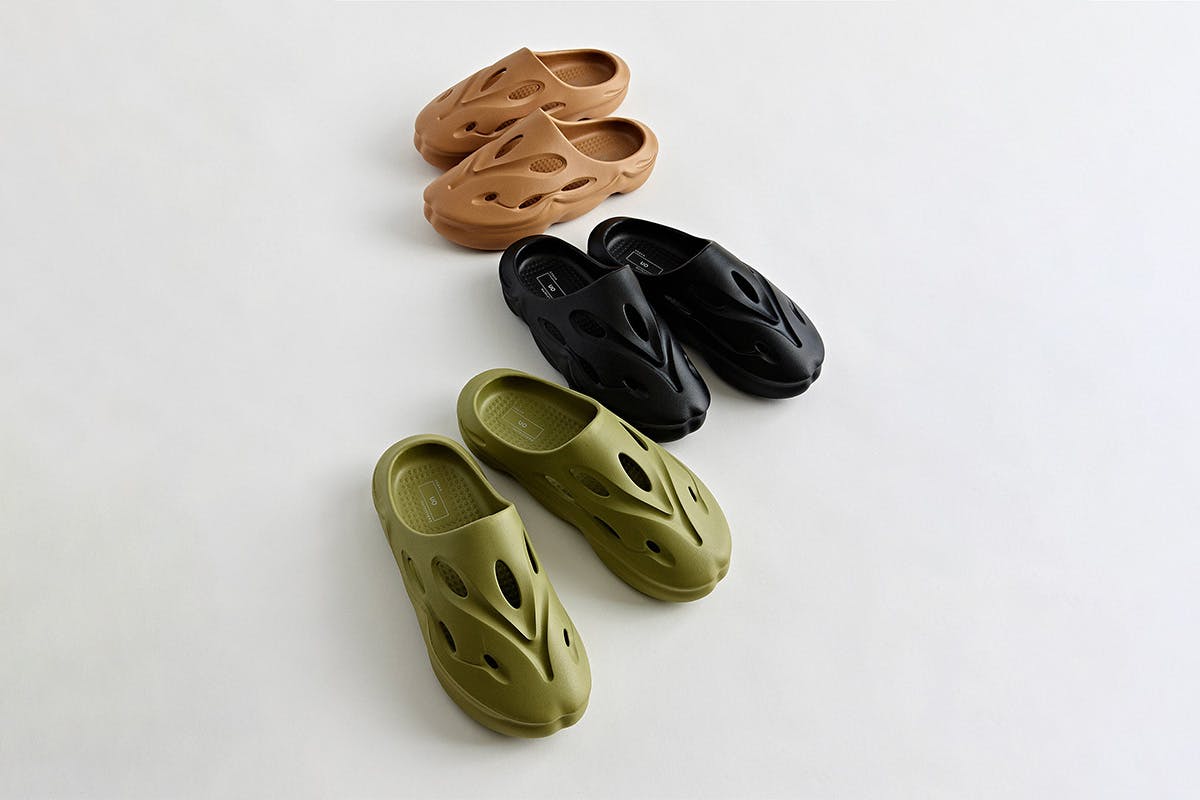 uo molded water shoe