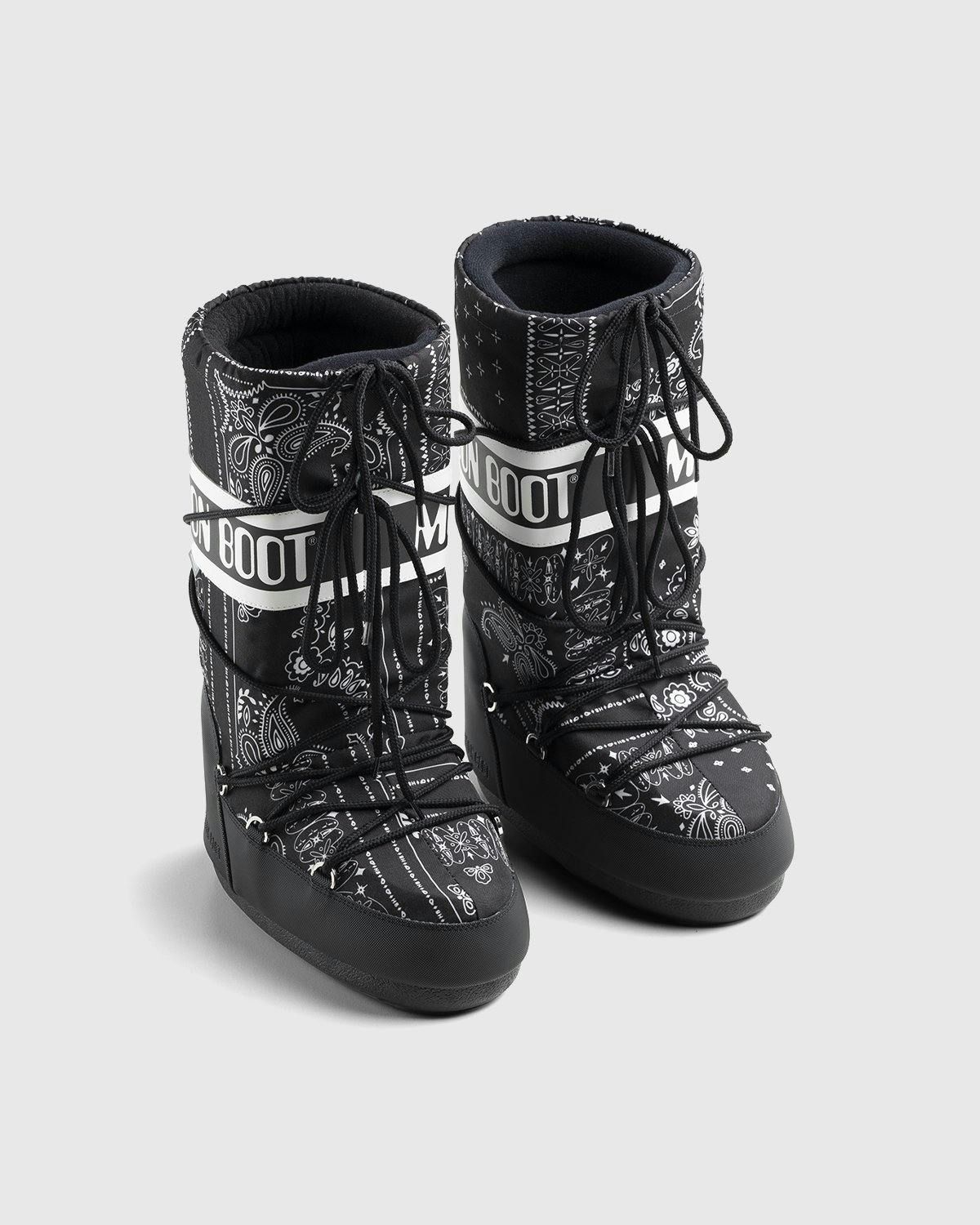 Black glitter moon boots 2025