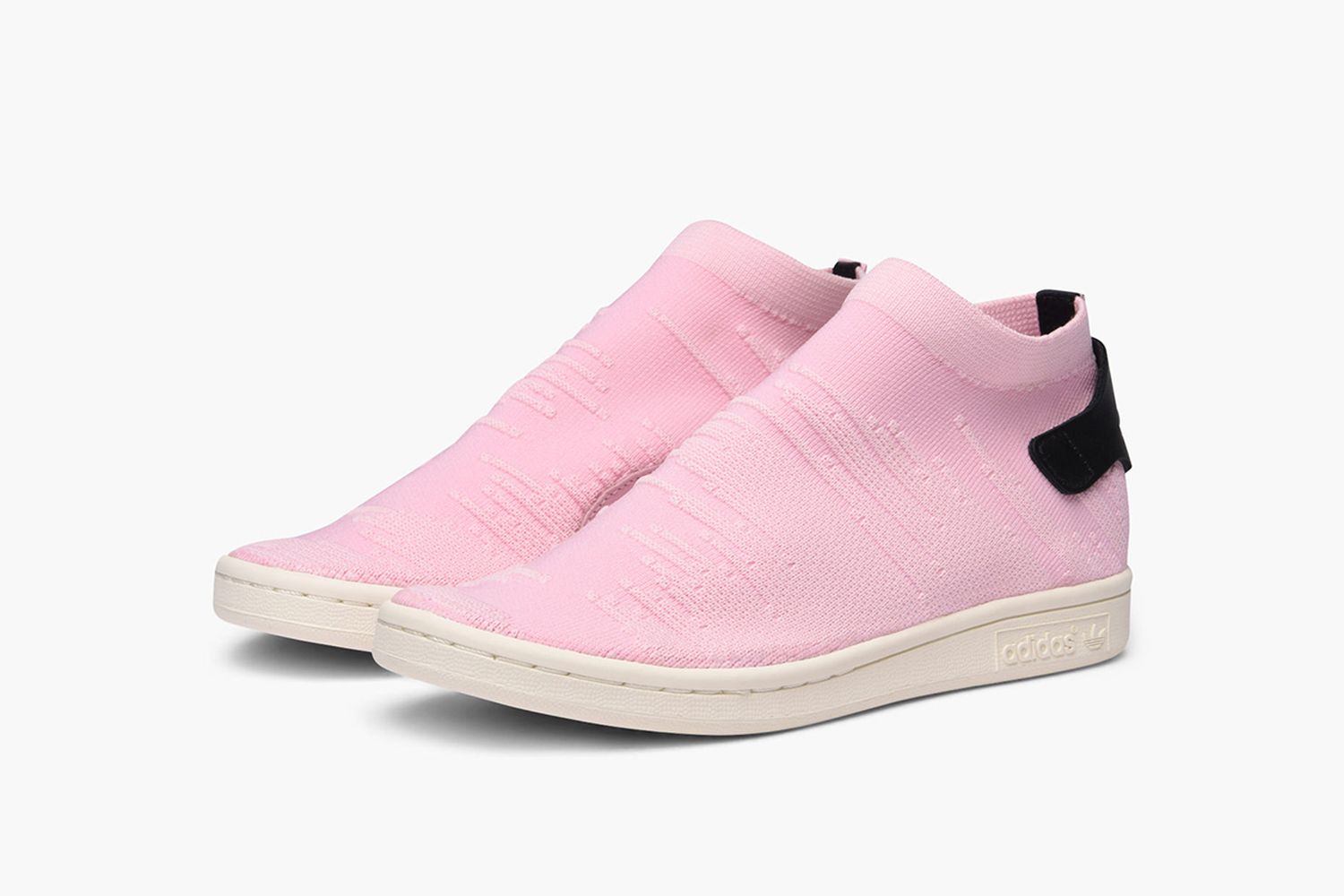 Here's the 10 Best Pink Sneakers to Shop Online Right Now