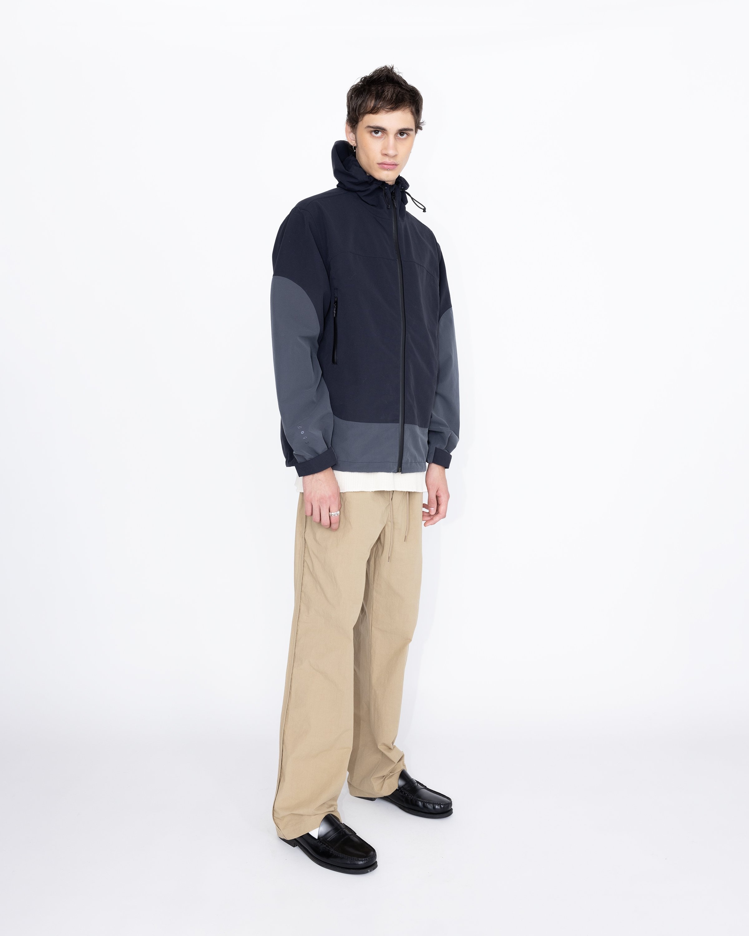 Highsnobiety HS05 – 3-Layer Taped Nylon Jacket Black - Outerwear - Black - Image 4