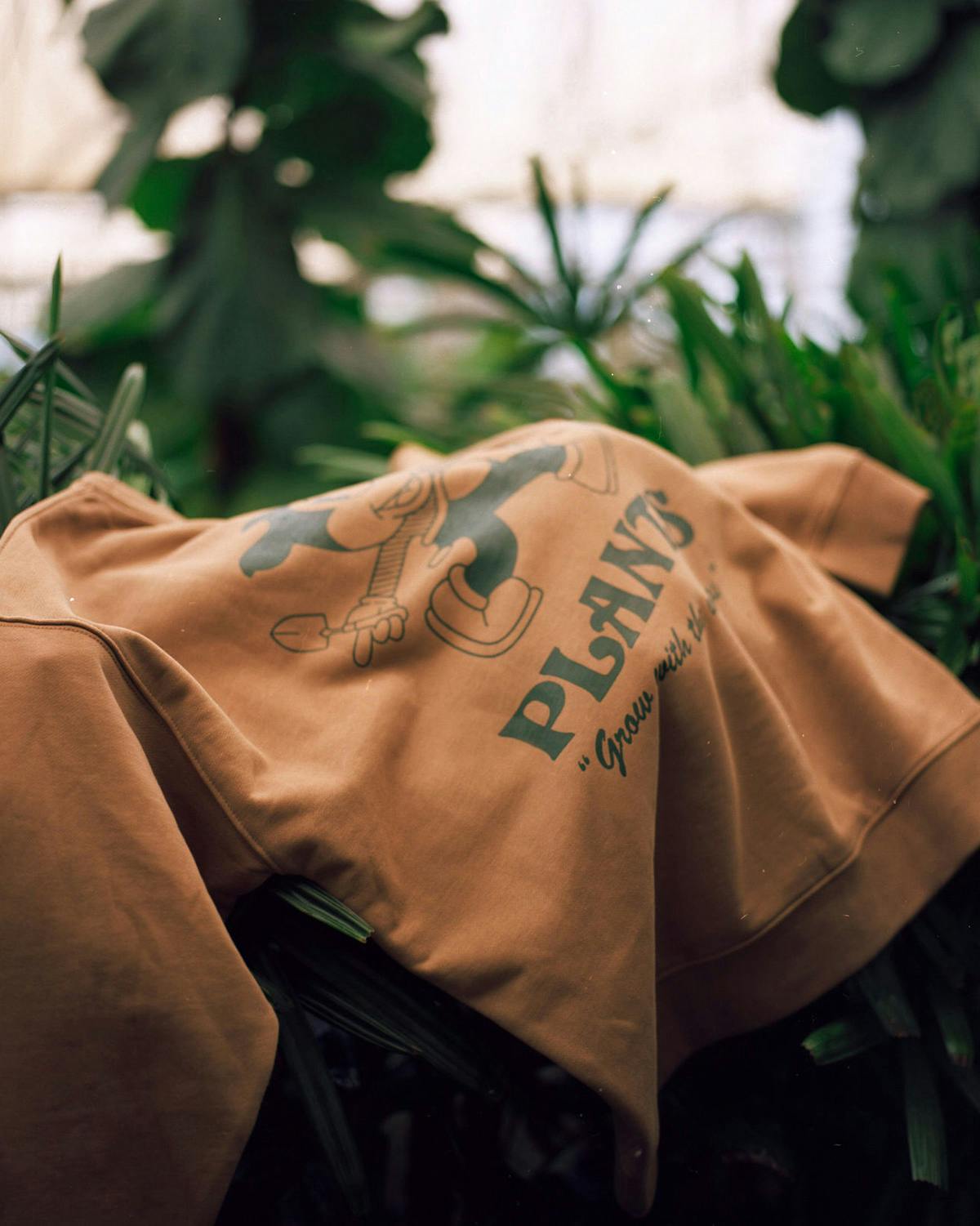 plant-man-p-hm-blank-staples-new-06