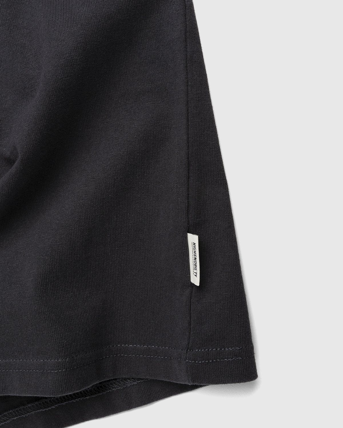 Highsnobiety – Heavy Logo Staples T-Shirt Black - T-shirts - Black - Image 4