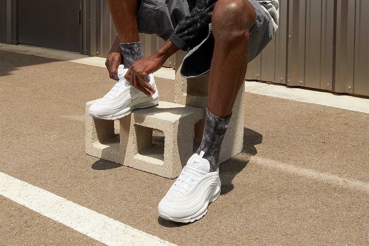 new white nike sneakers