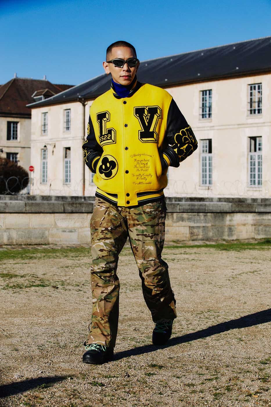 paris-fashion-week-fw23-streetstyle-(10)