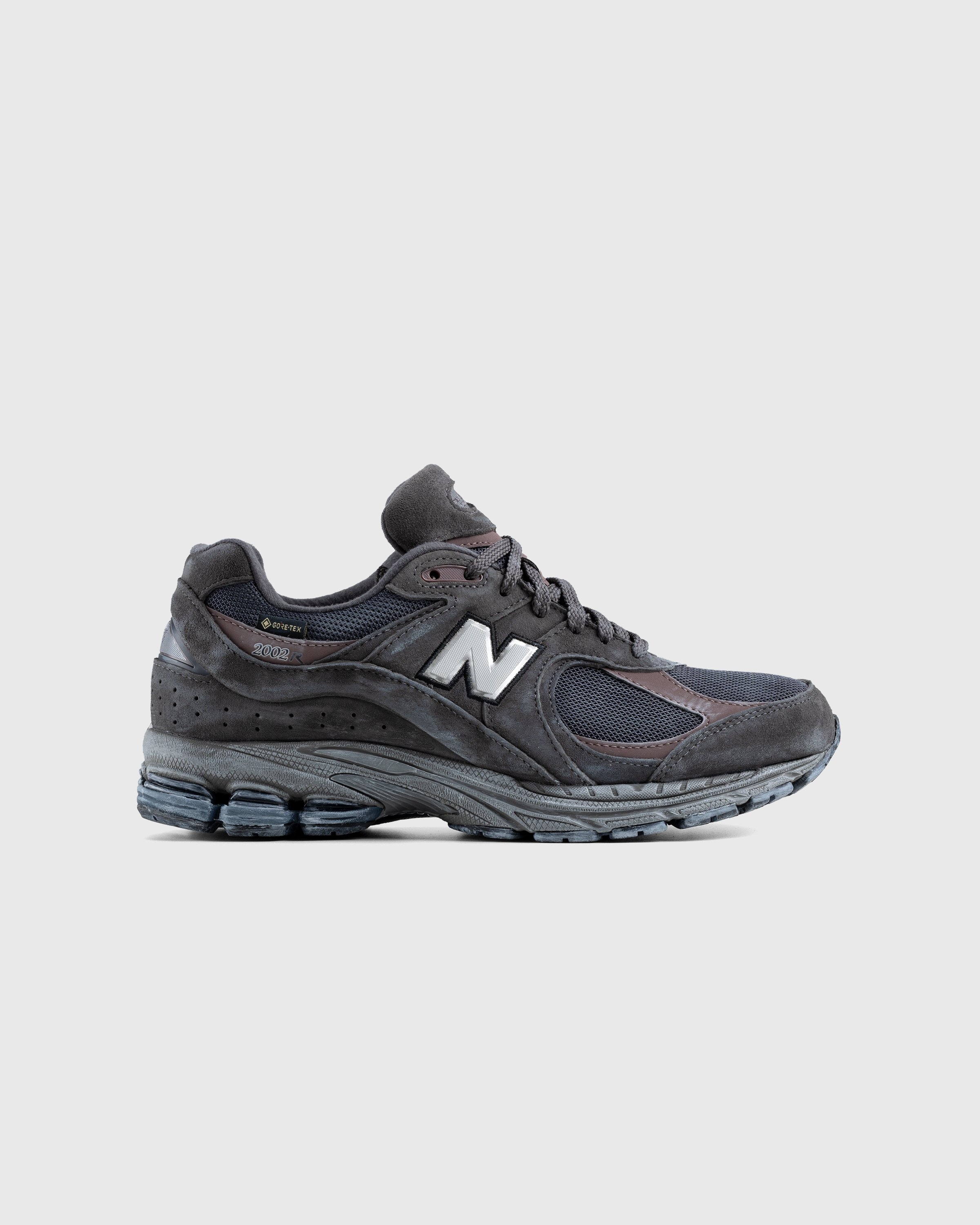 New Balance – M2002RXA Magnet | Highsnobiety Shop